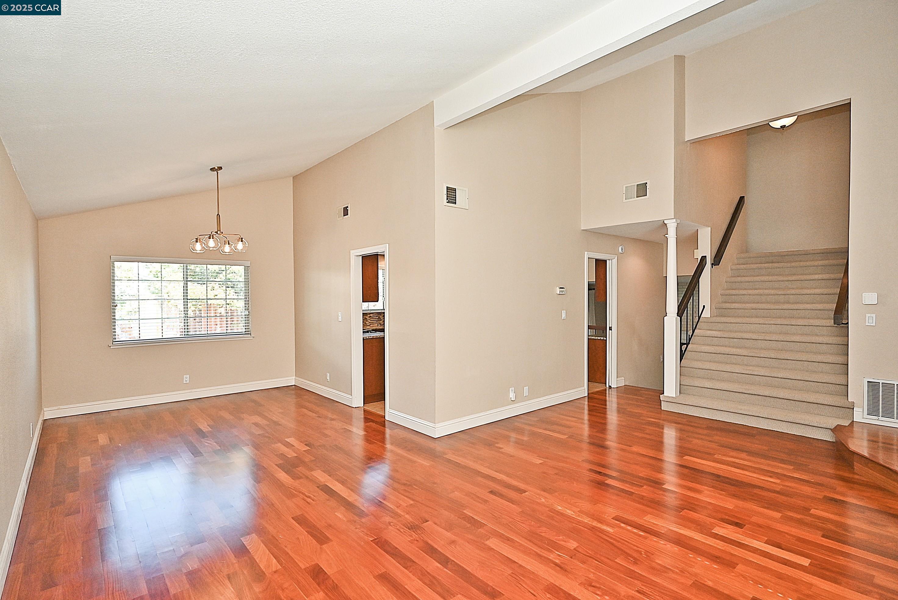 933 Meadowvale Ct, Martinez, California 94553, 4 Bedrooms Bedrooms, 10 Rooms Rooms,2 BathroomsBathrooms,Residential Lease,For Rent,933 Meadowvale Ct,41103517