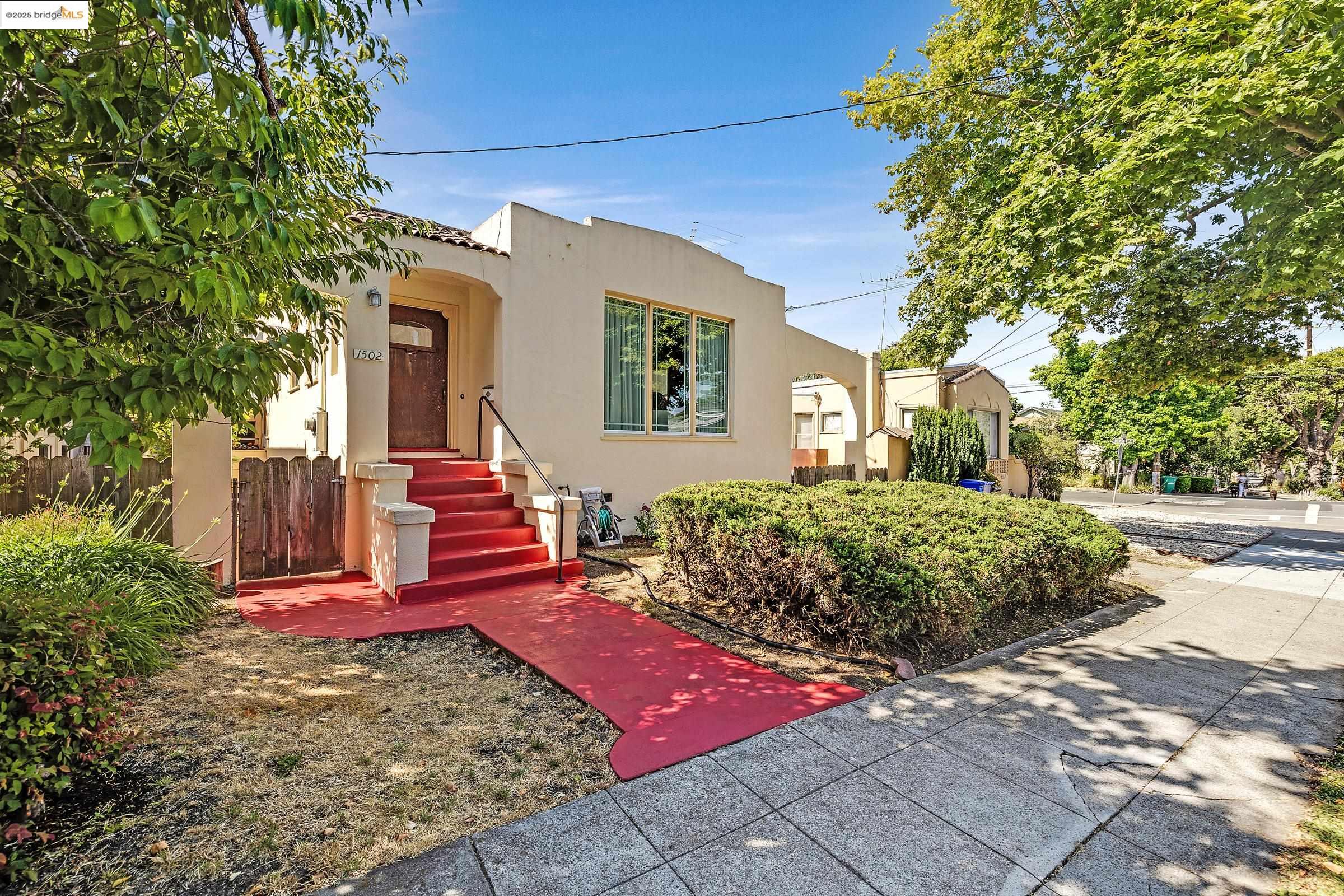 Detail Gallery Image 22 of 50 For 1502 Marin Ave, Albany,  CA 94706 - 2 Beds | 1 Baths