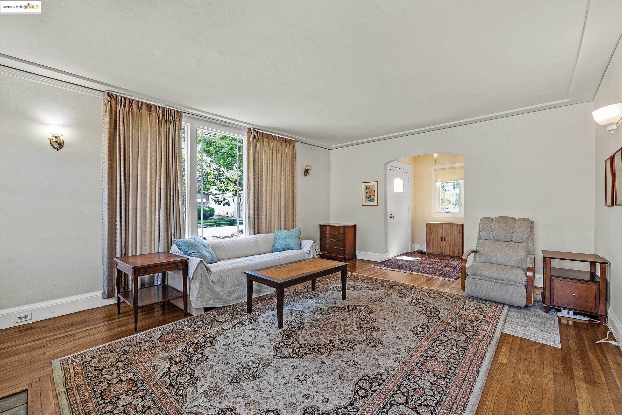 Detail Gallery Image 31 of 50 For 1502 Marin Ave, Albany,  CA 94706 - 2 Beds | 1 Baths