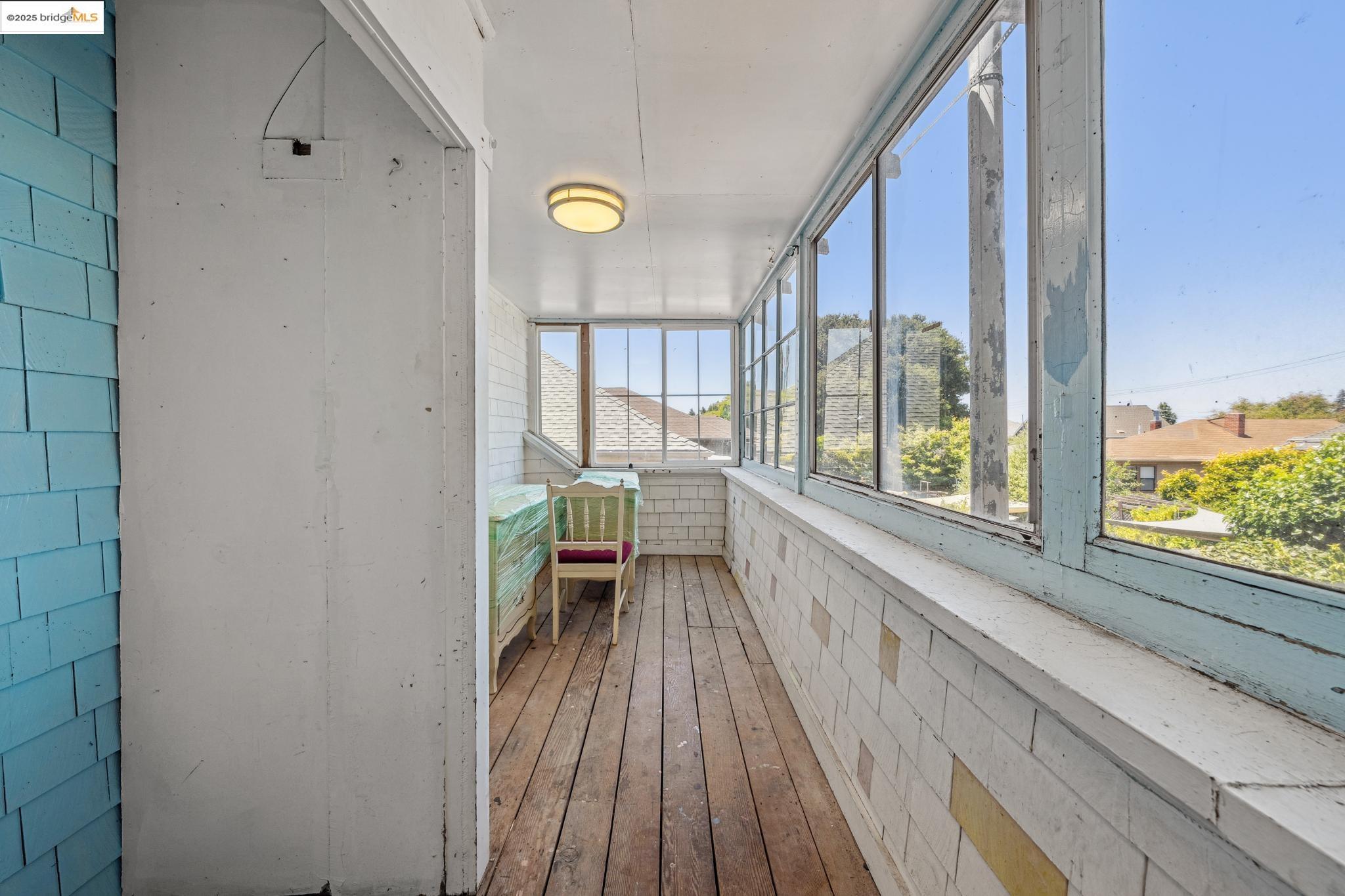 Detail Gallery Image 18 of 18 For 604 56th Street, Oakland,  CA 94609 - 4 Beds | 1/1 Baths