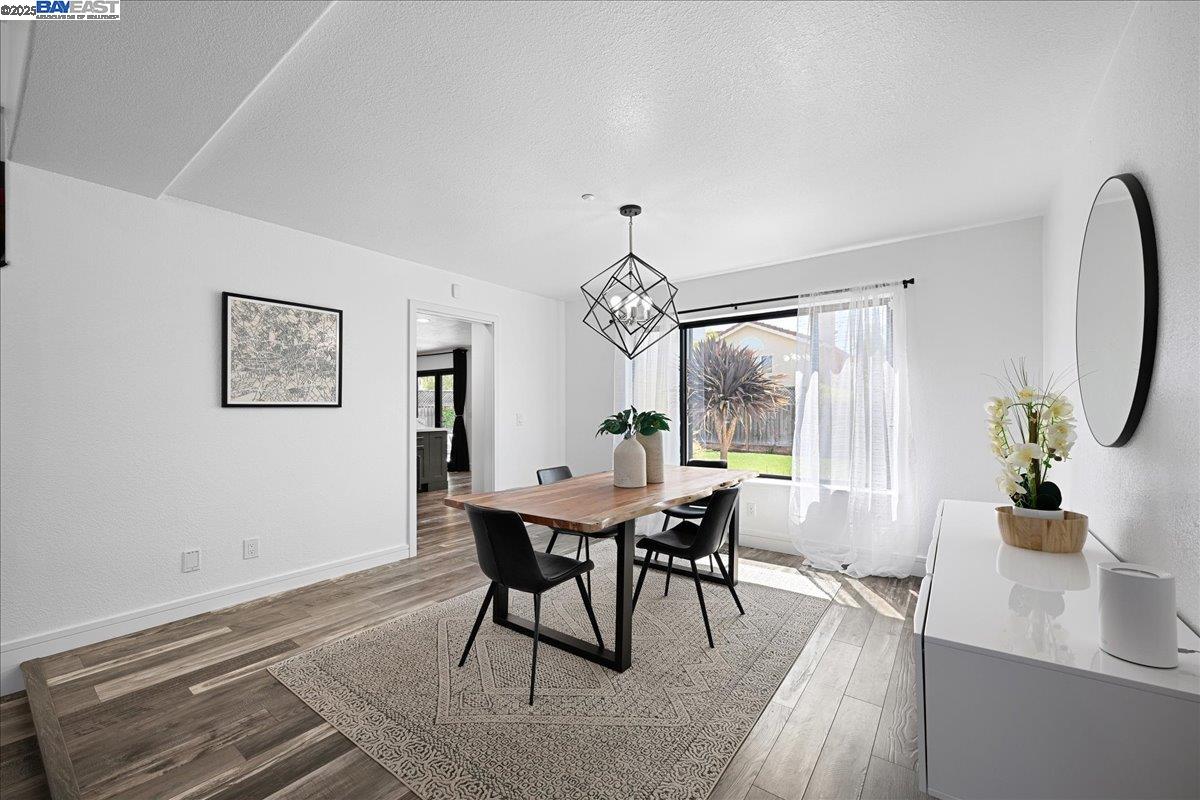 Detail Gallery Image 6 of 60 For 1890 Conte Way, Morgan Hill,  CA 95037 - 4 Beds | 3 Baths
