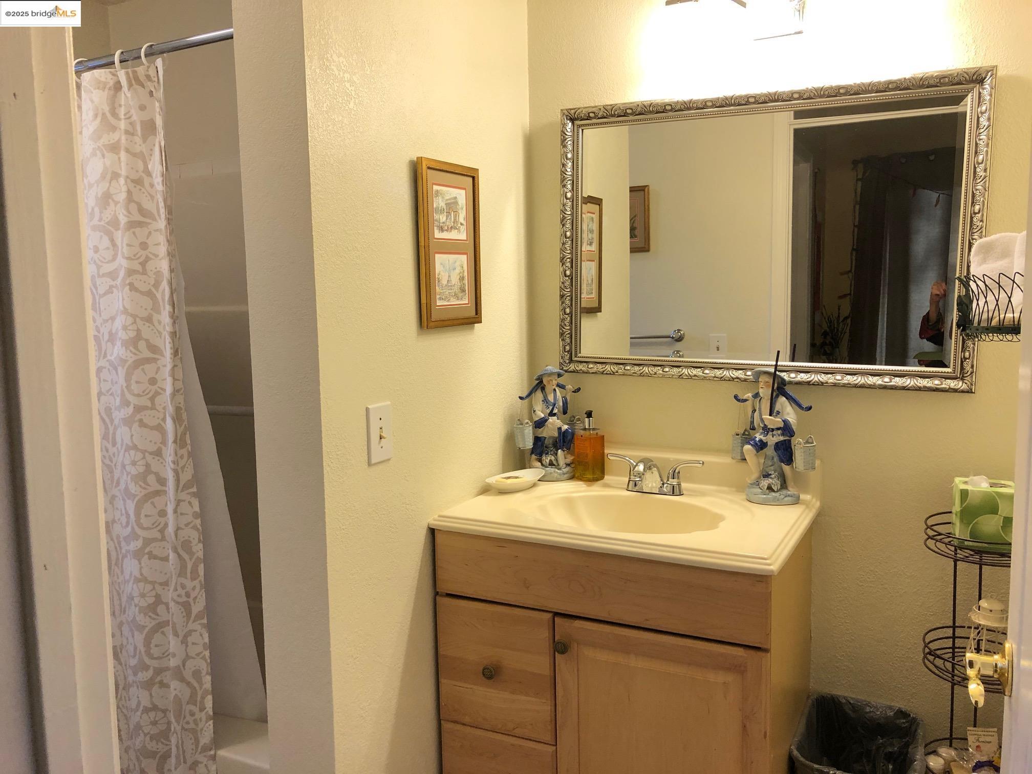 Detail Gallery Image 19 of 33 For 13265 Wells Fargo, Groveland,  CA 95321 - 2 Beds | 2/1 Baths