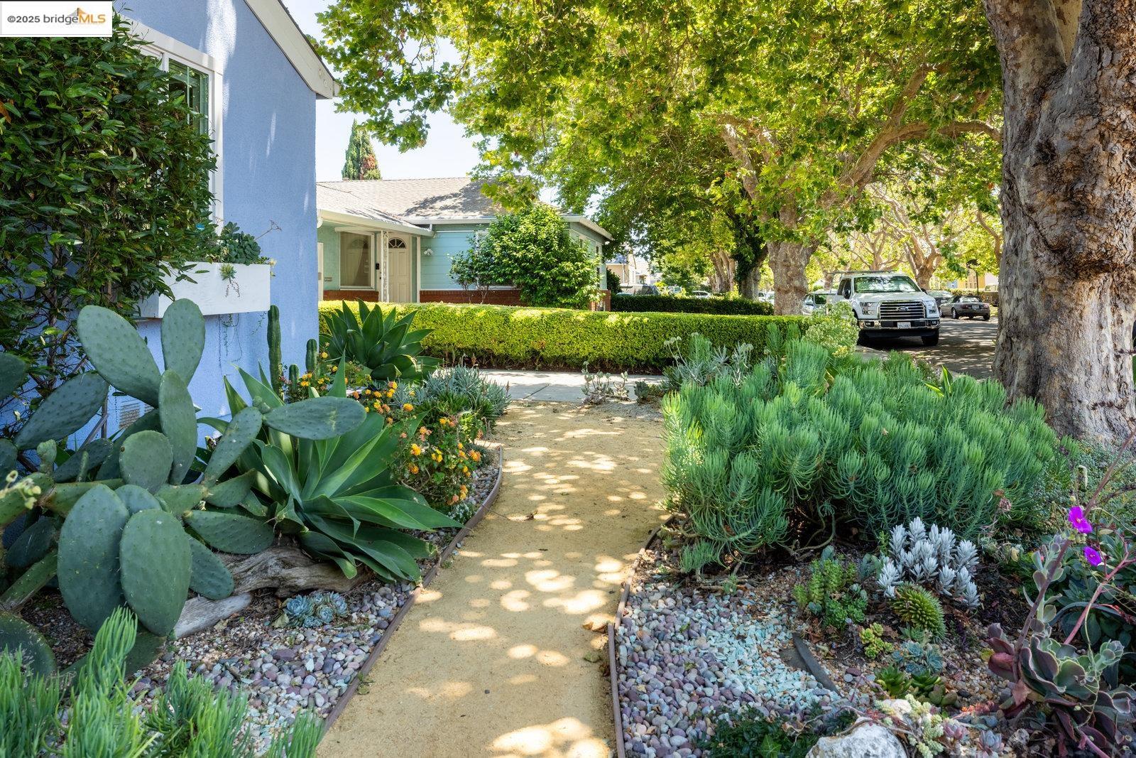 Detail Gallery Image 21 of 34 For 15728 Paseo Del Campo, San Lorenzo,  CA 94580 - 3 Beds | 2 Baths
