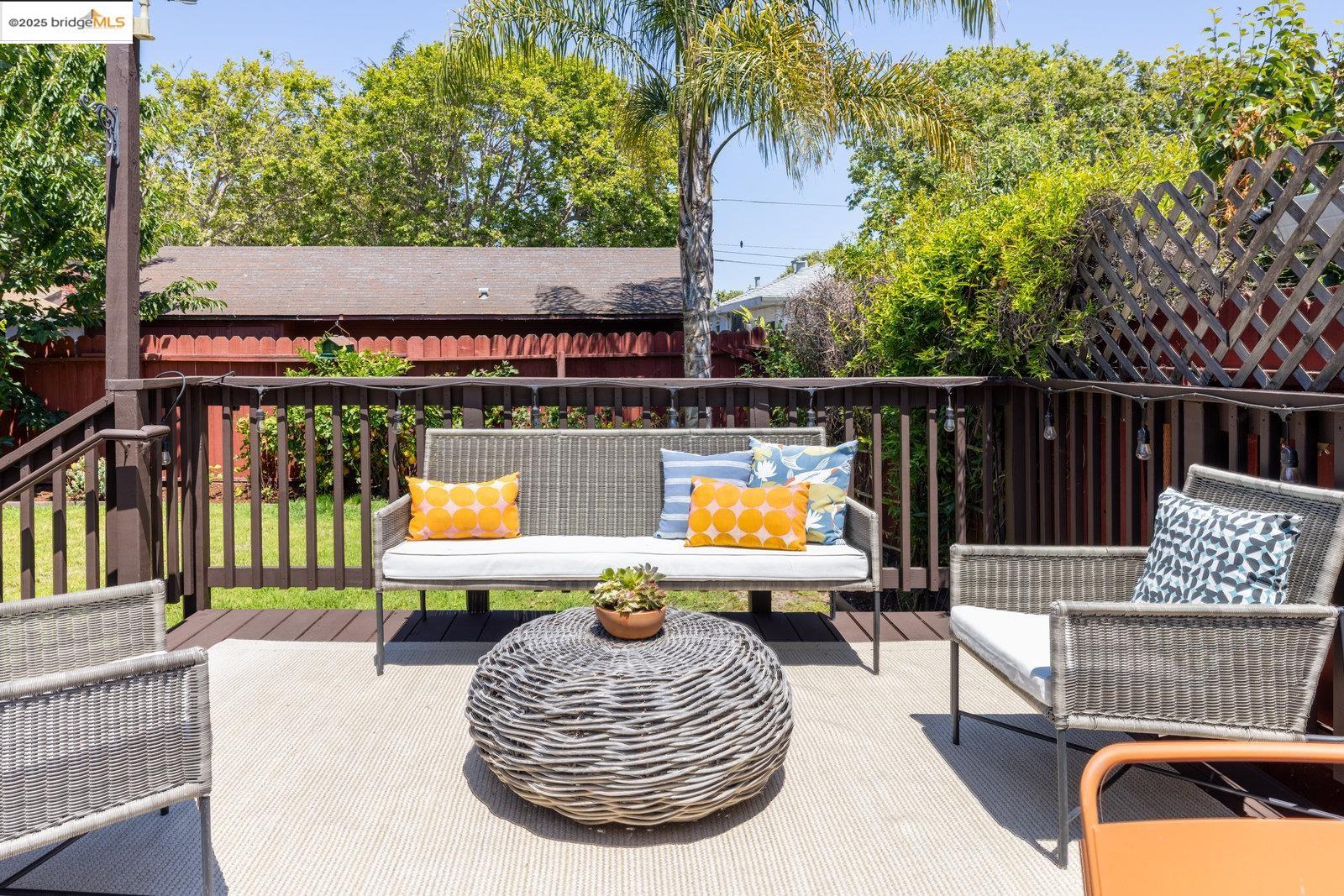 Detail Gallery Image 23 of 34 For 15728 Paseo Del Campo, San Lorenzo,  CA 94580 - 3 Beds | 2 Baths
