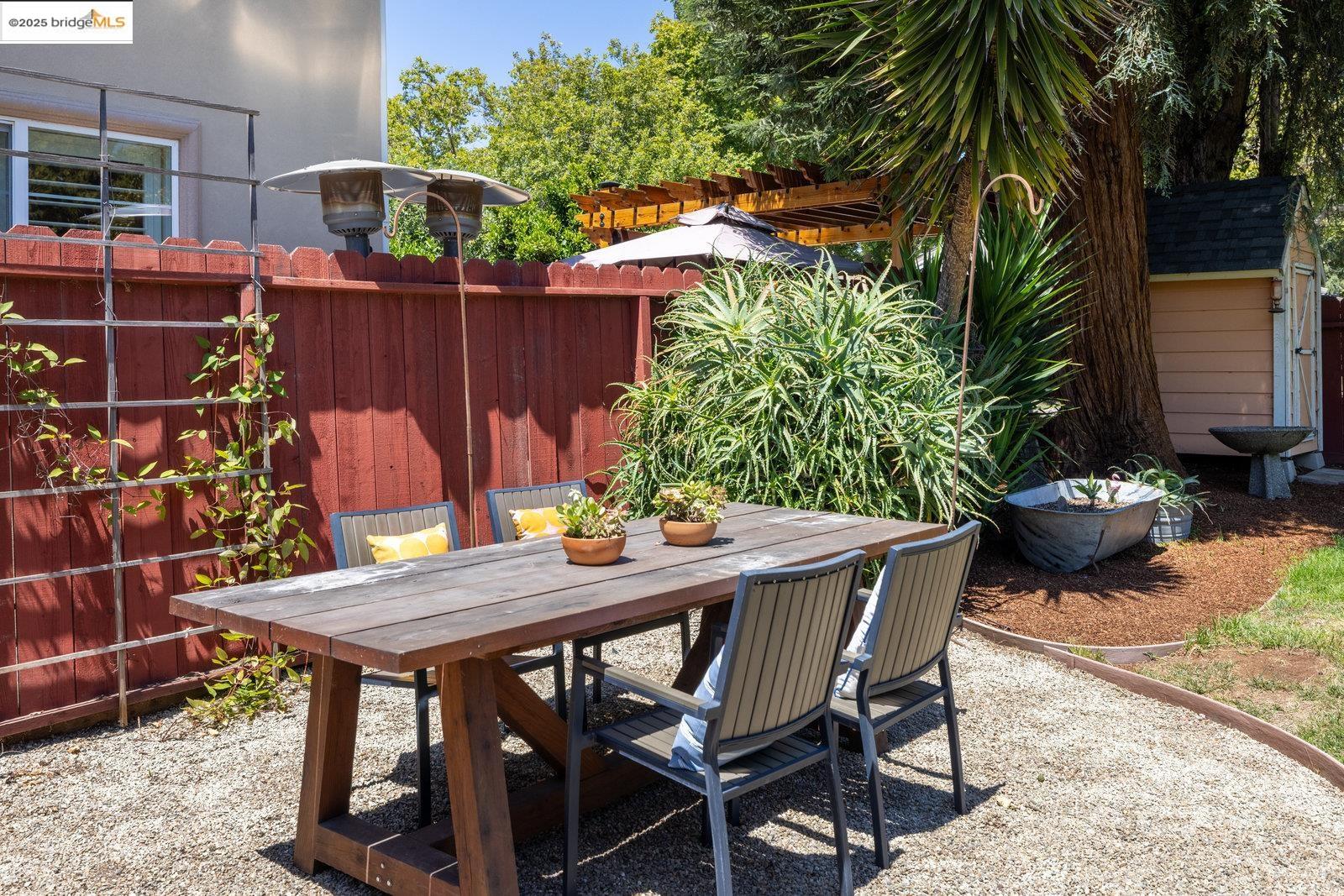 Detail Gallery Image 26 of 34 For 15728 Paseo Del Campo, San Lorenzo,  CA 94580 - 3 Beds | 2 Baths