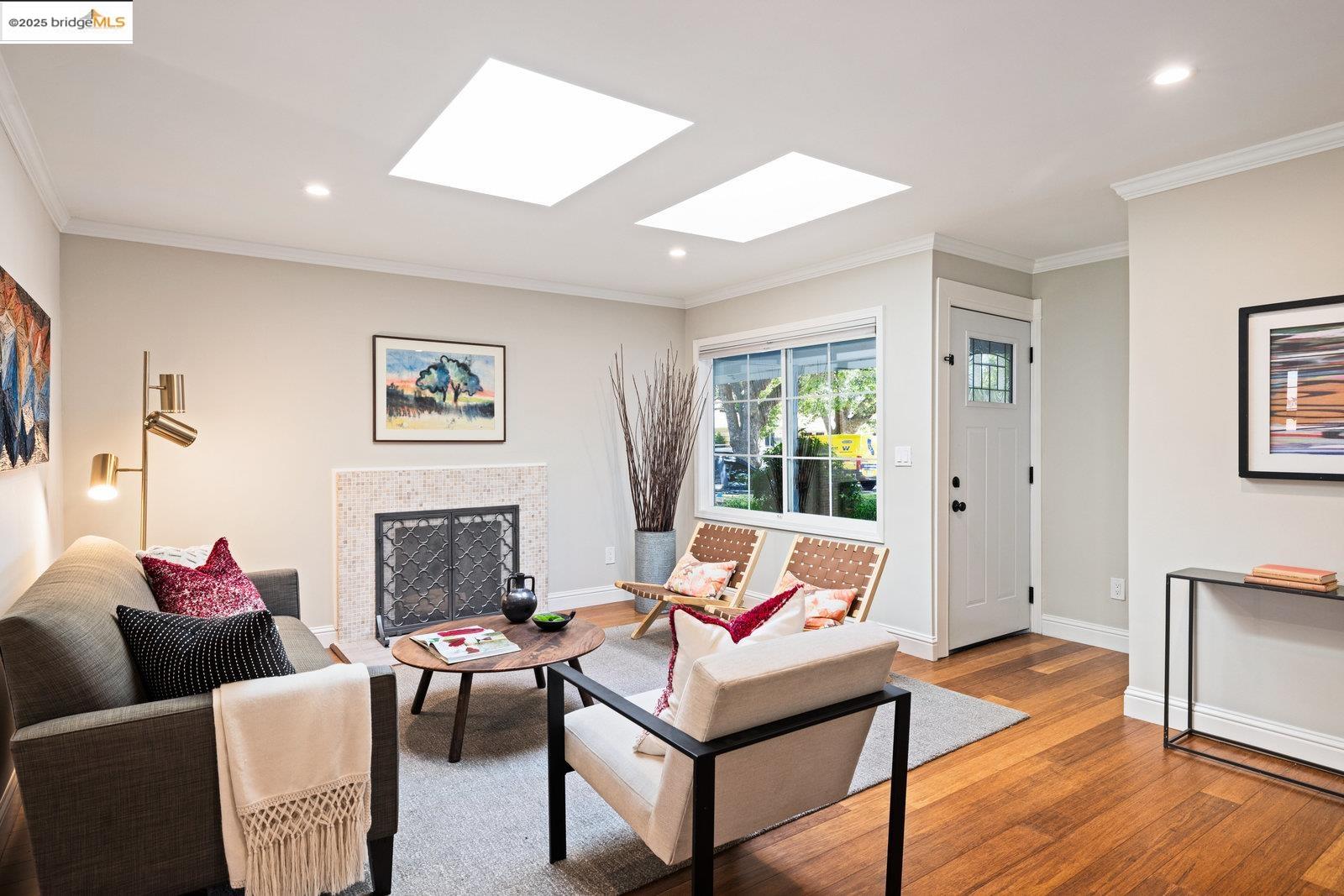 Detail Gallery Image 4 of 34 For 15728 Paseo Del Campo, San Lorenzo,  CA 94580 - 3 Beds | 2 Baths