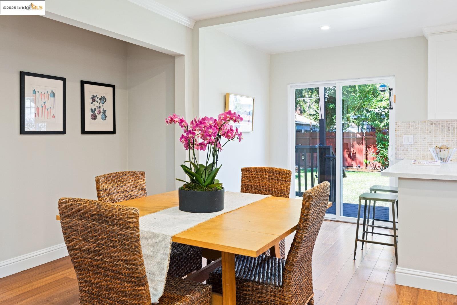 Detail Gallery Image 6 of 34 For 15728 Paseo Del Campo, San Lorenzo,  CA 94580 - 3 Beds | 2 Baths