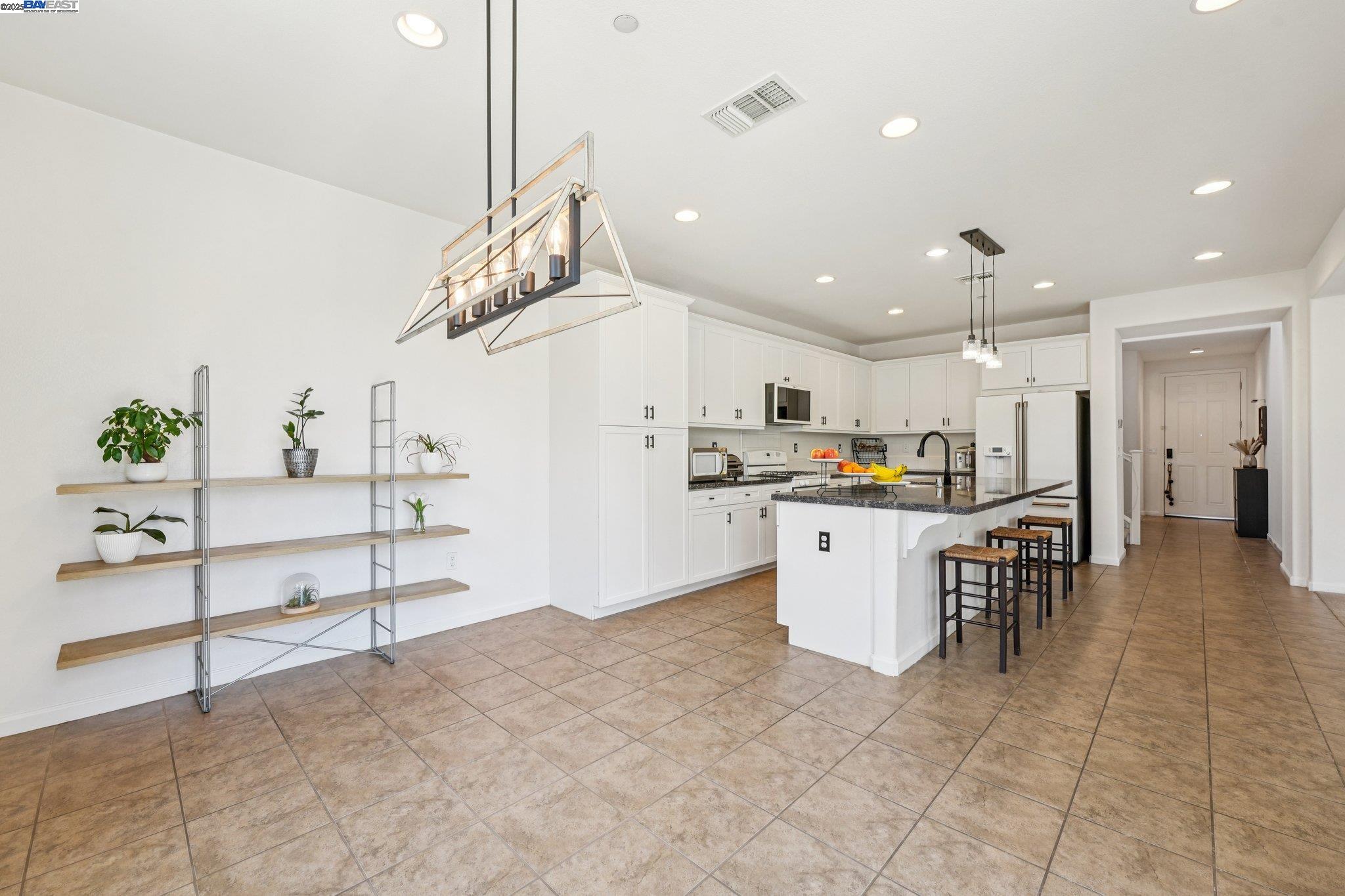 Detail Gallery Image 15 of 45 For 4778 Hawkins St, Antioch,  CA 94531 - 4 Beds | 3 Baths