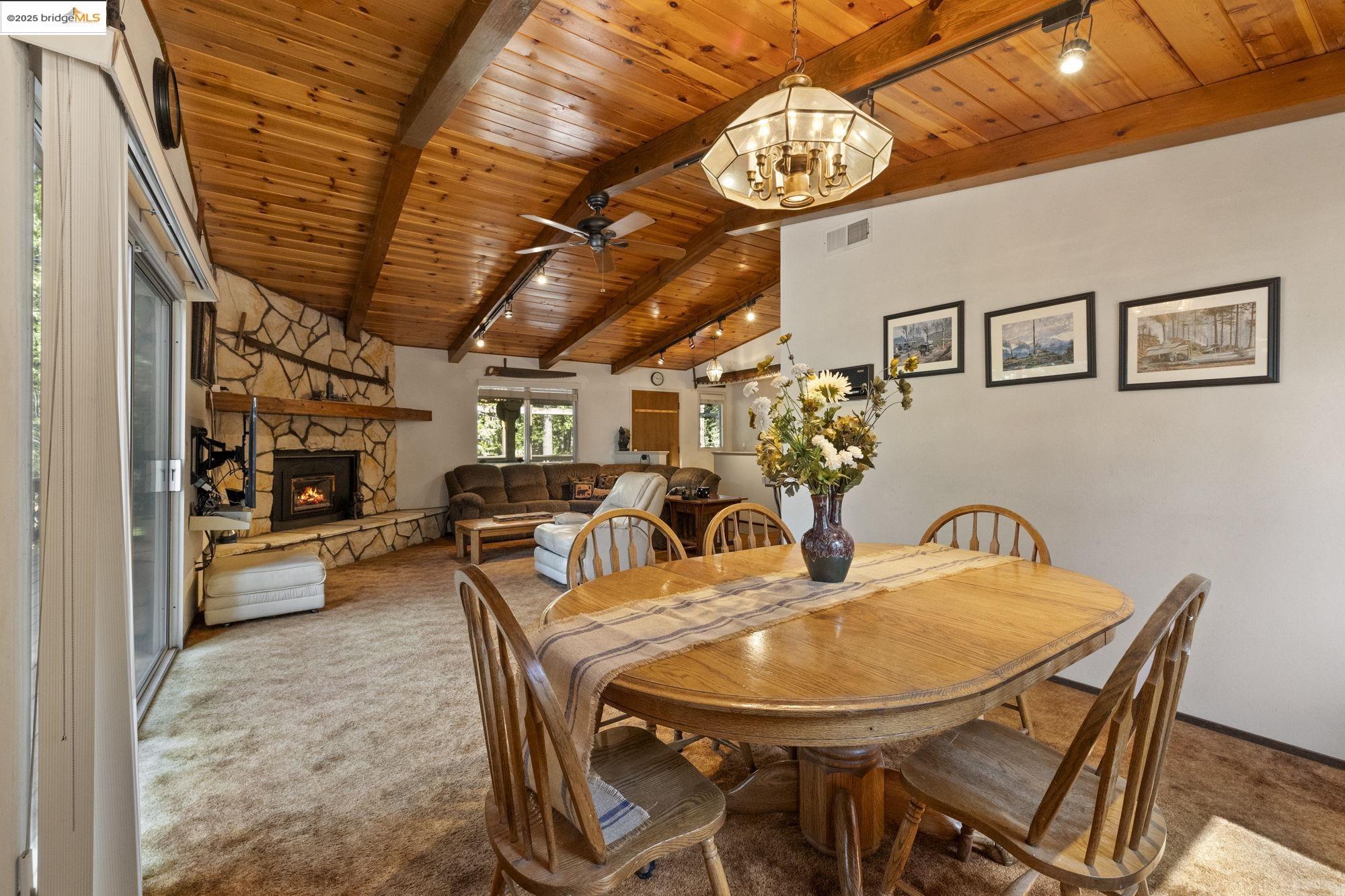 Detail Gallery Image 8 of 22 For 2119 Silverado Way, Arnold,  CA 95223 - 3 Beds | 2/1 Baths