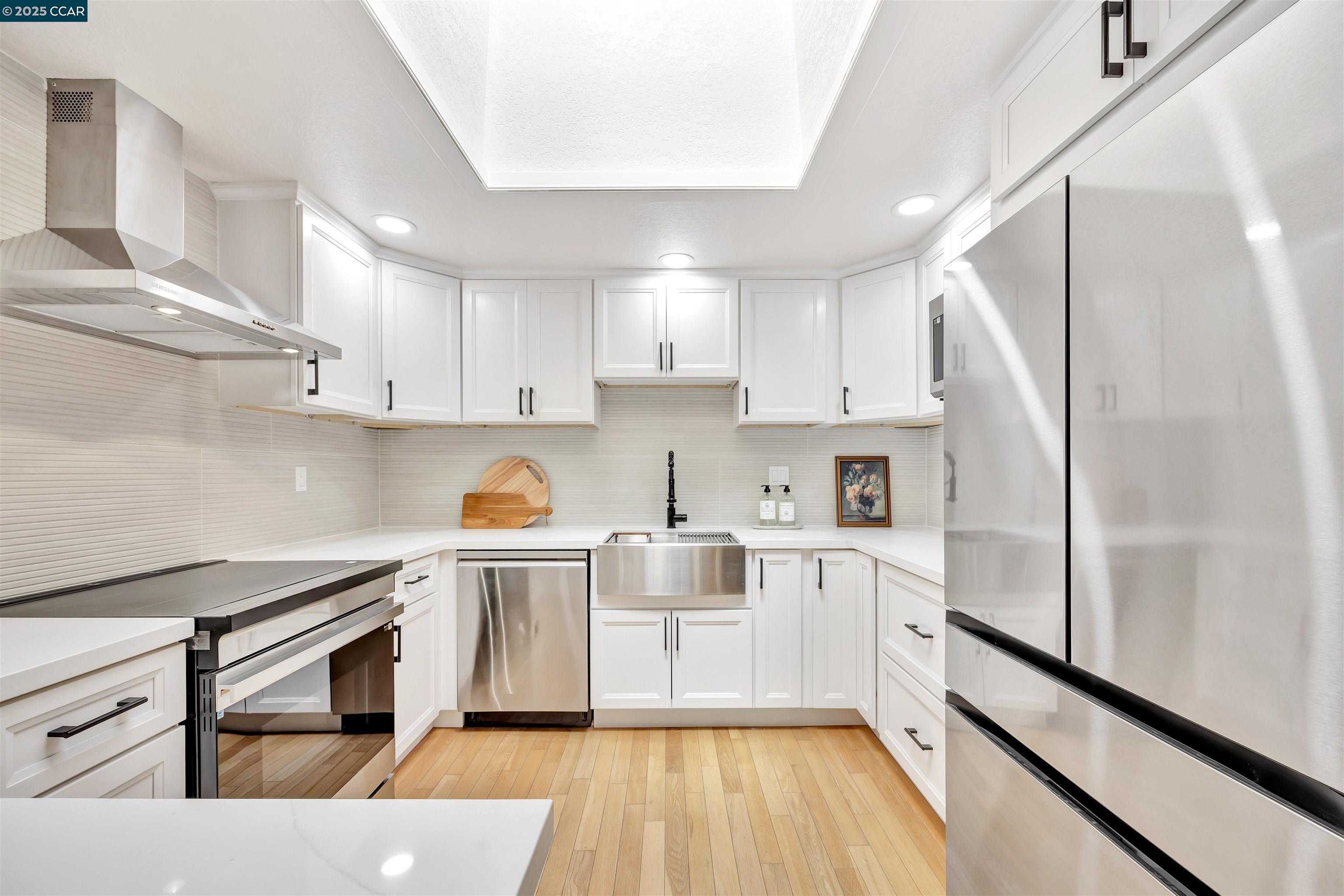 Photo #7: 41103530 Listing: Photo #7