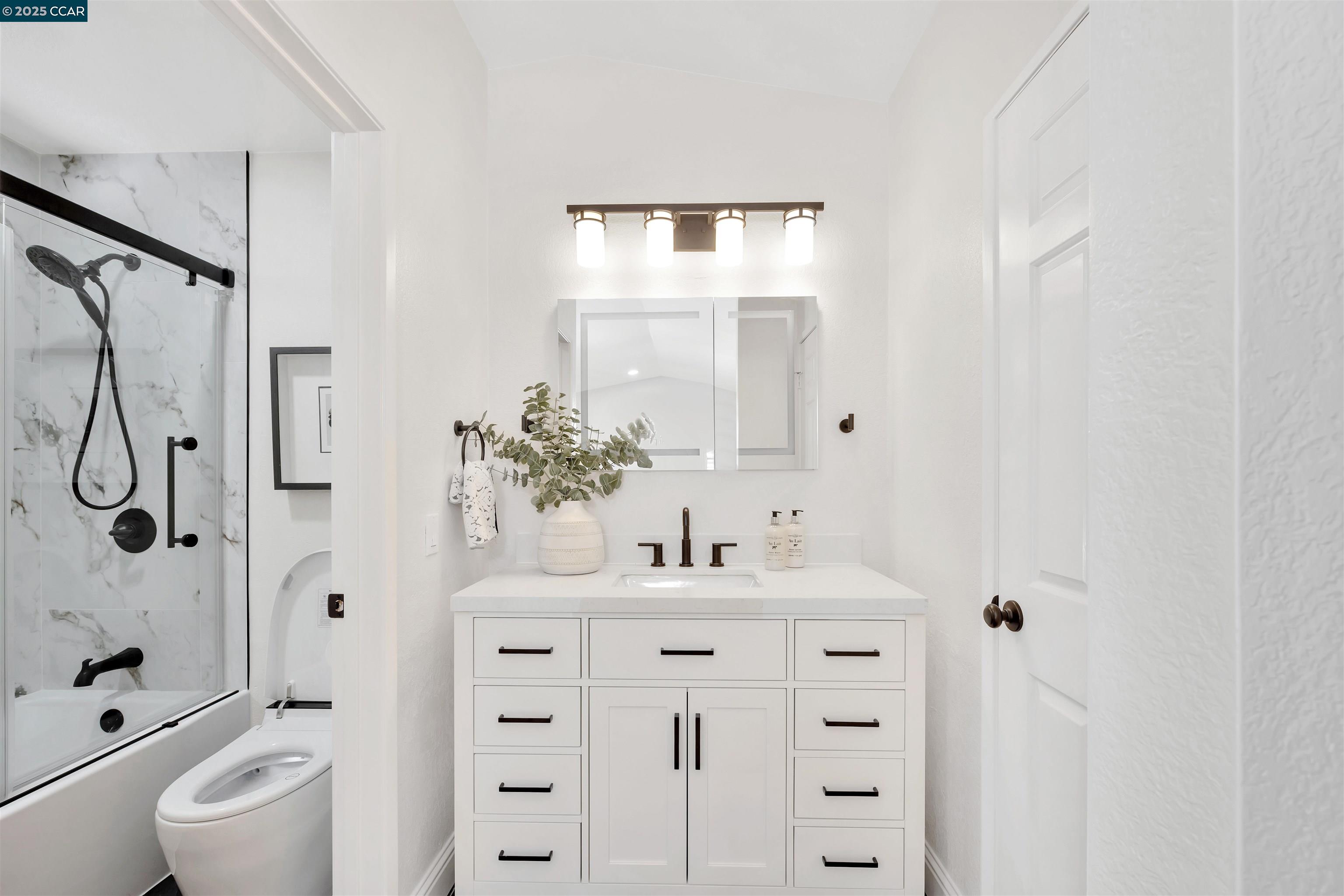 Photo #10: 41103530 Listing: Photo #10