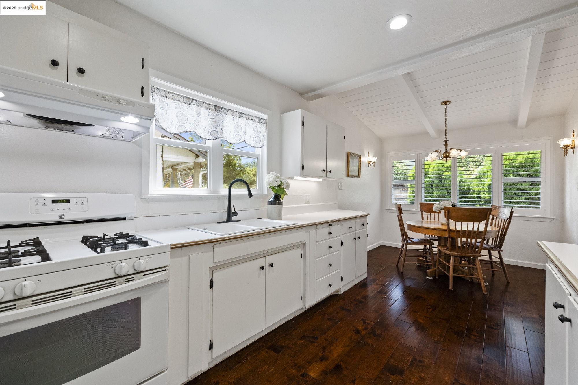Detail Gallery Image 13 of 41 For 171 Lyons, Sonora,  CA 95370 - 2 Beds | 1 Baths