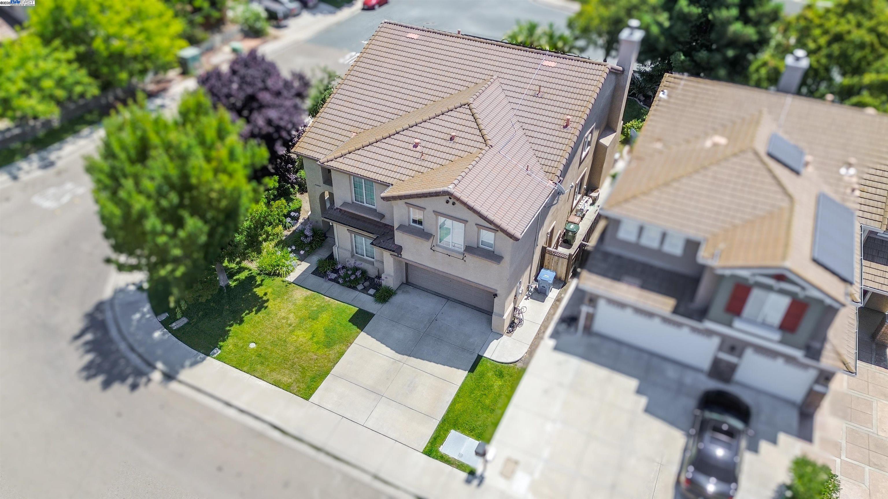 Detail Gallery Image 12 of 52 For 2096 Goldpine Way, Antioch,  CA 94509 - 5 Beds | 3 Baths