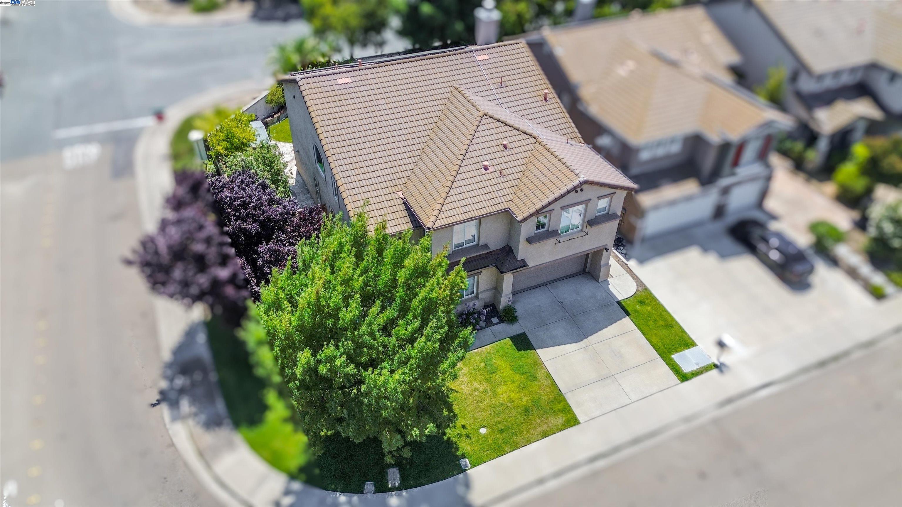 Detail Gallery Image 17 of 52 For 2096 Goldpine Way, Antioch,  CA 94509 - 5 Beds | 3 Baths