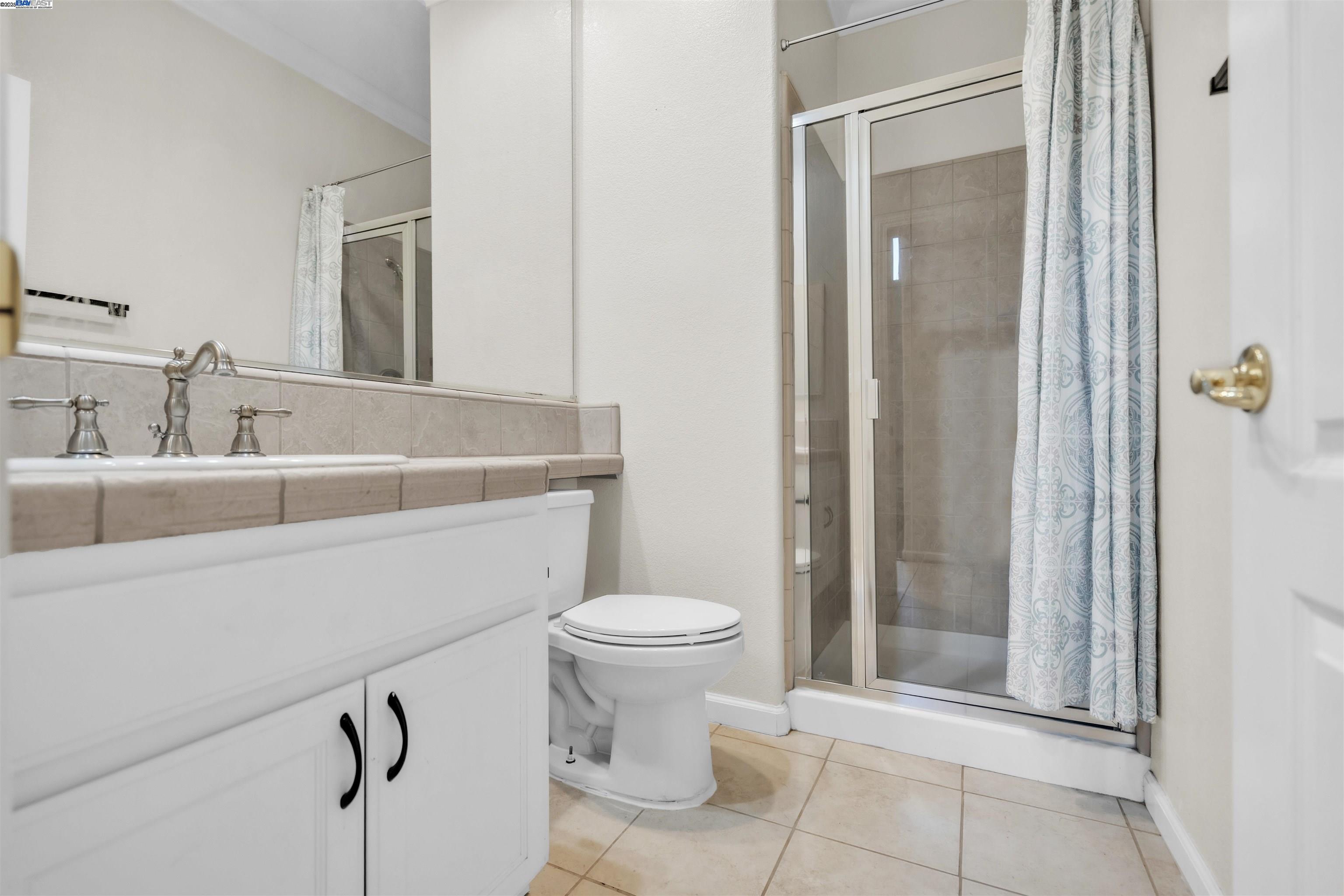 Detail Gallery Image 33 of 52 For 2096 Goldpine Way, Antioch,  CA 94509 - 5 Beds | 3 Baths