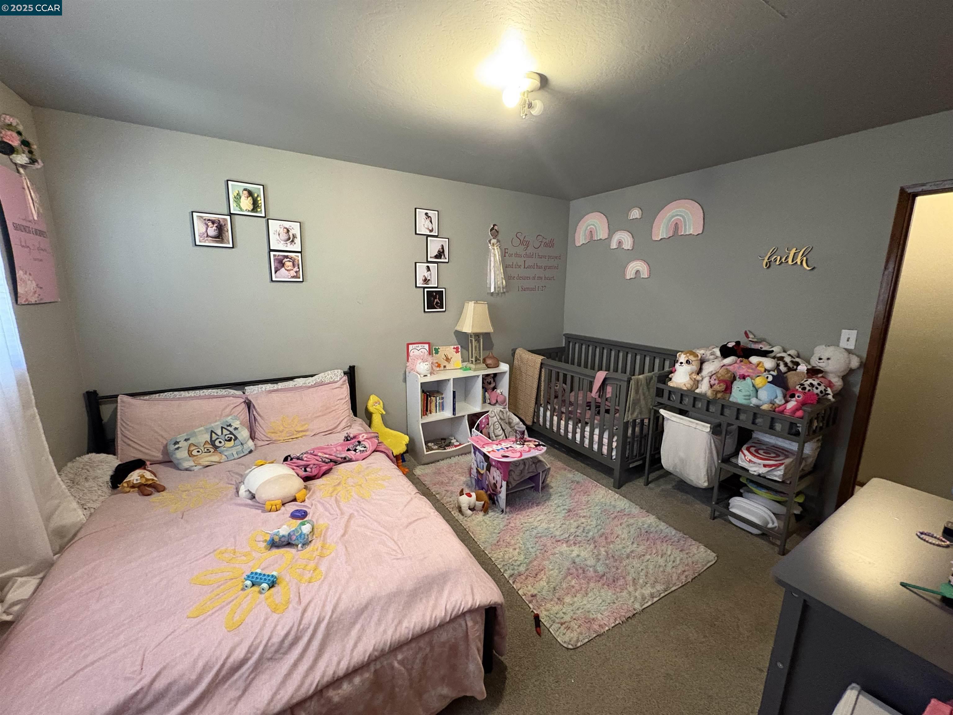 Detail Gallery Image 12 of 28 For 9501 Castlewood Street, Oakland,  CA 94603 - 3 Beds | 2/1 Baths