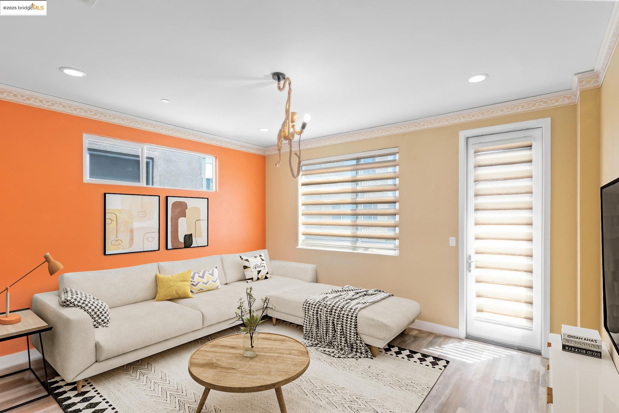 Photo #2: 41103540 Listing 