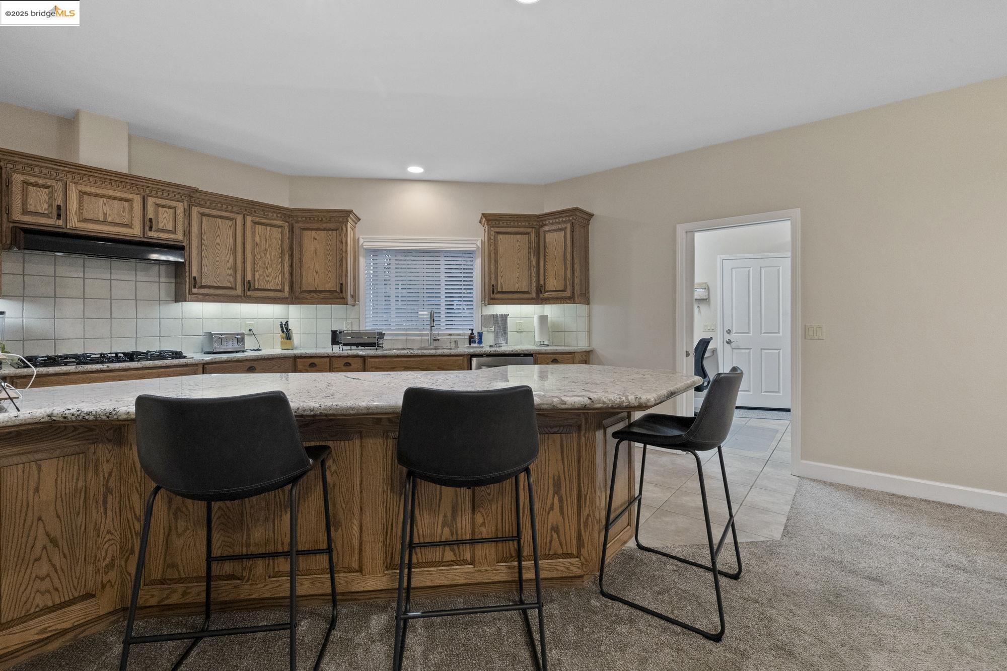 Detail Gallery Image 5 of 21 For 21045 Diablo Ct, Sonora,  CA 95370 - 3 Beds | 2 Baths