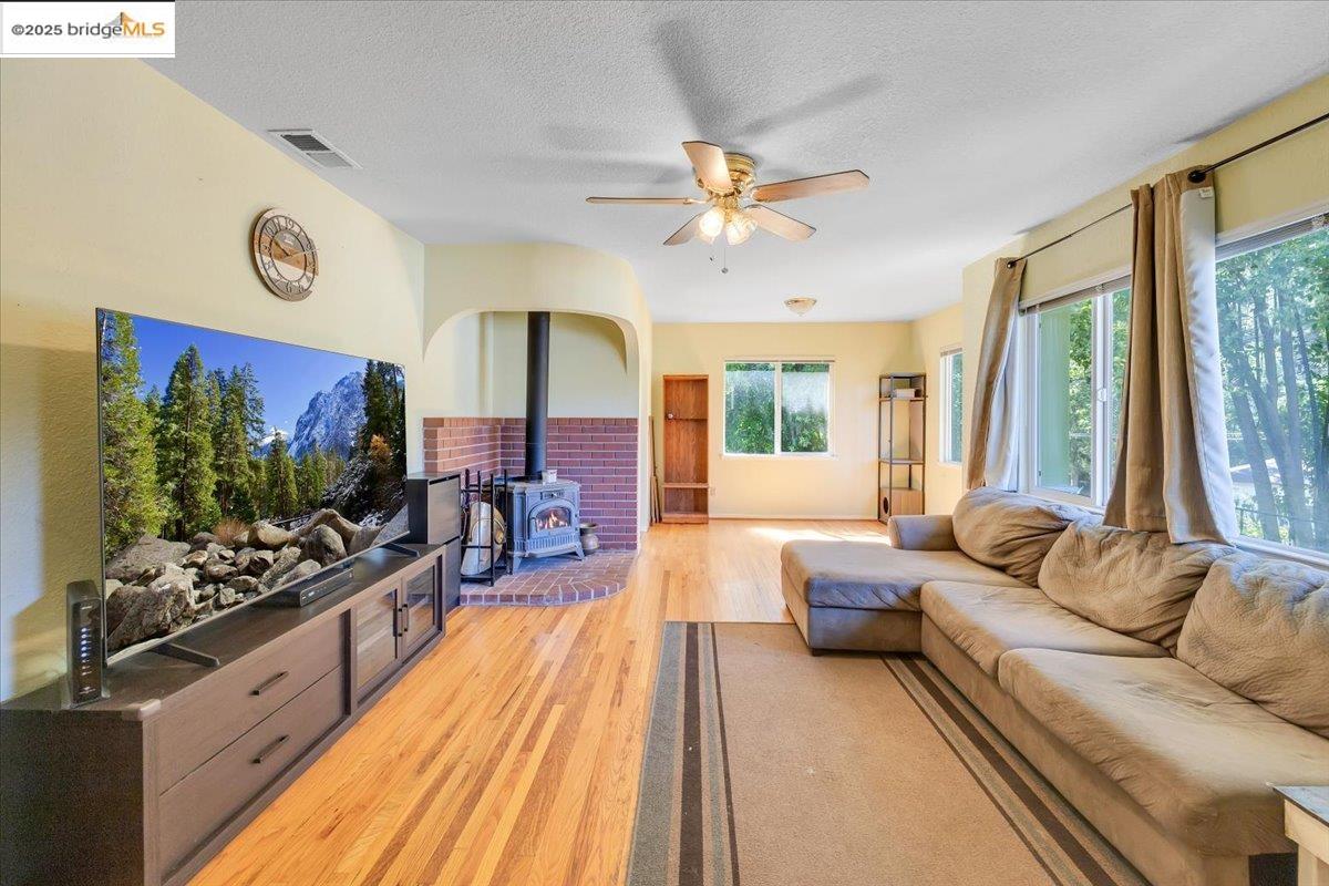 Detail Gallery Image 32 of 59 For 11150 Golf Links Rd, Jamestown,  CA 95327 - 2 Beds | 1 Baths