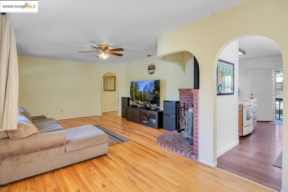 Detail Gallery Image 35 of 59 For 11150 Golf Links Rd, Jamestown,  CA 95327 - 2 Beds | 1 Baths