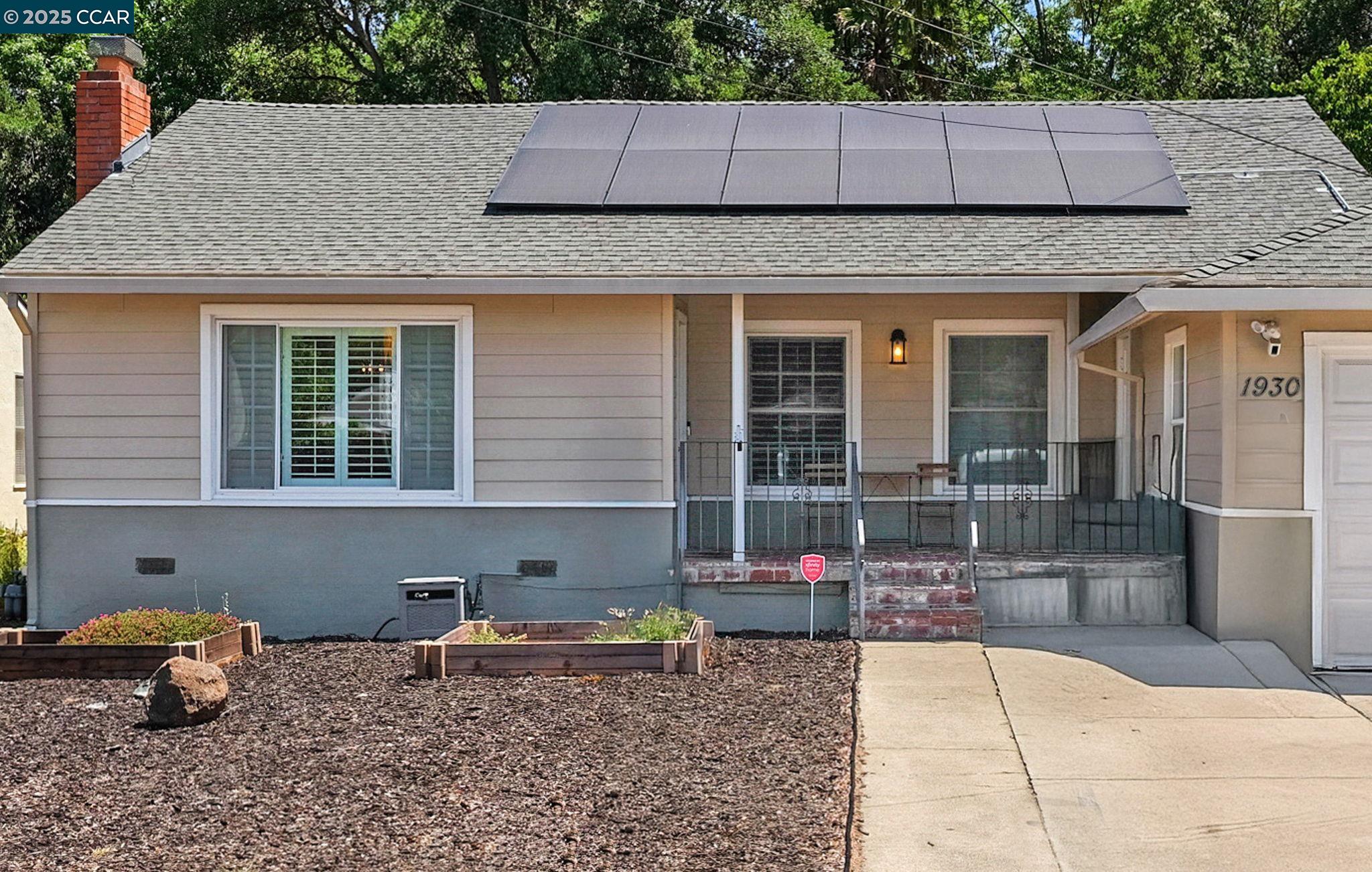 Detail Gallery Image 2 of 25 For 1930 N 6th St, Concord,  CA 94519 - 3 Beds | 2 Baths