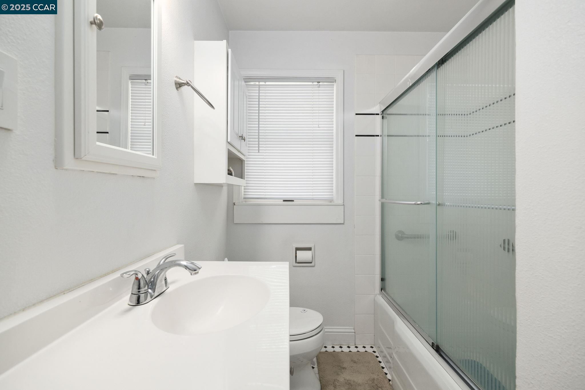Detail Gallery Image 17 of 25 For 1930 N 6th St, Concord,  CA 94519 - 3 Beds | 2 Baths
