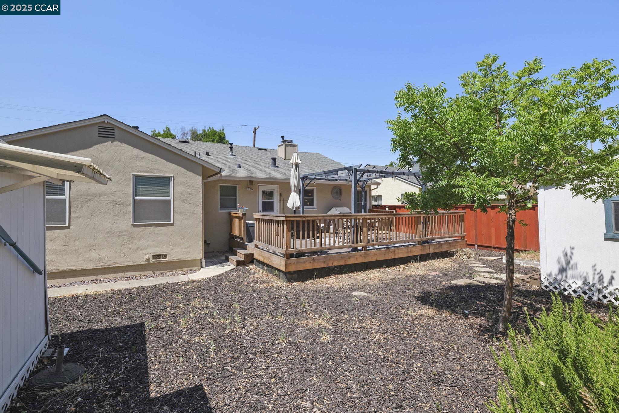 Detail Gallery Image 20 of 25 For 1930 N 6th St, Concord,  CA 94519 - 3 Beds | 2 Baths