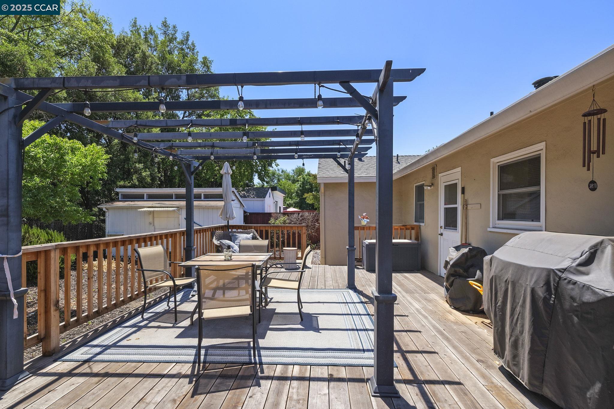 Detail Gallery Image 21 of 25 For 1930 N 6th St, Concord,  CA 94519 - 3 Beds | 2 Baths