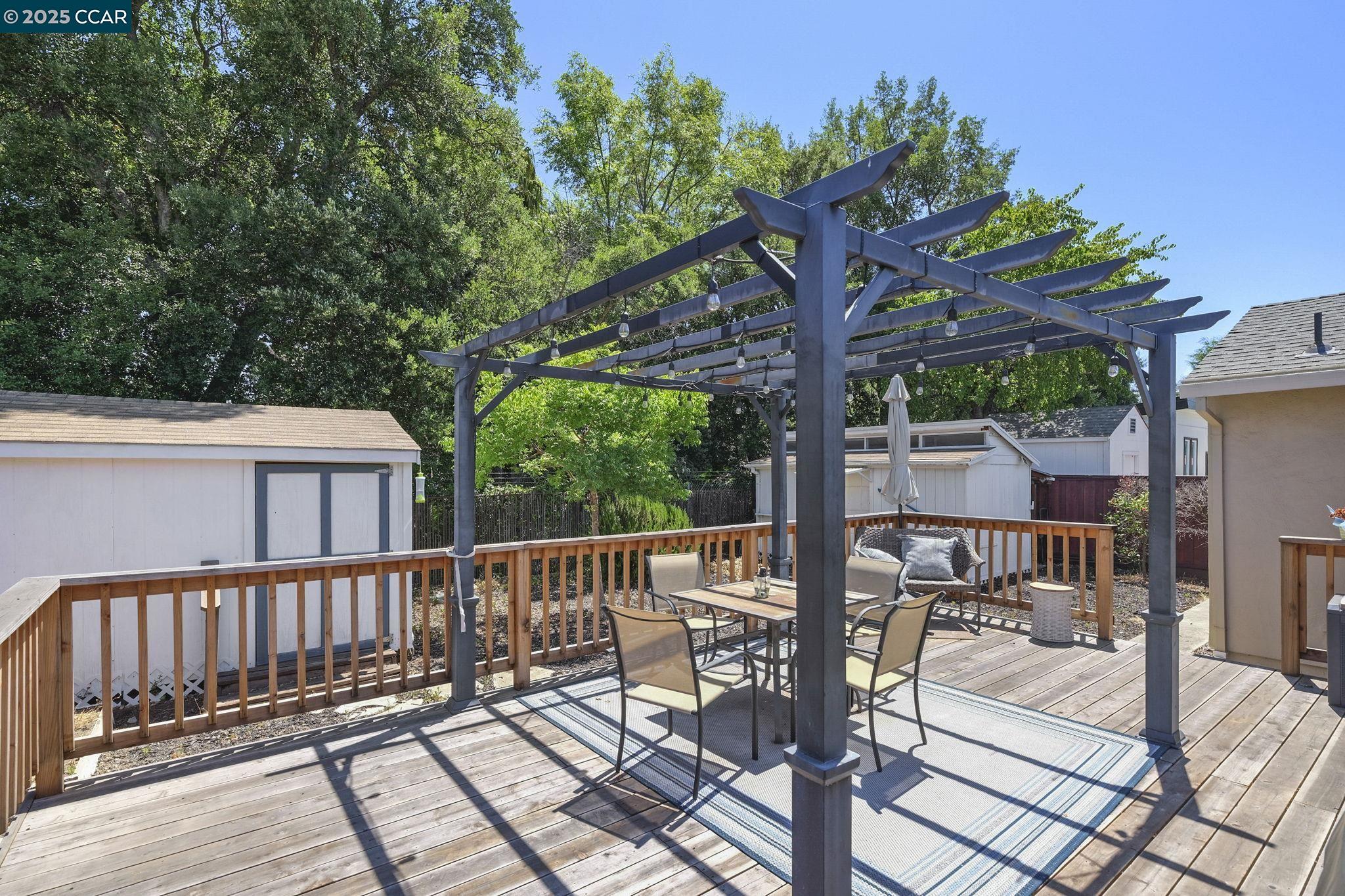 Detail Gallery Image 25 of 25 For 1930 N 6th St, Concord,  CA 94519 - 3 Beds | 2 Baths