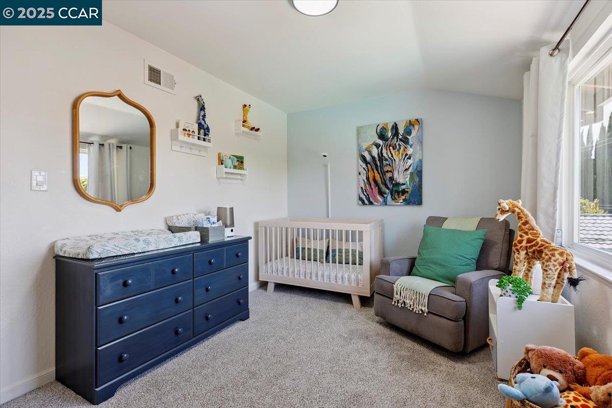Detail Gallery Image 25 of 36 For 5179 Paul Scarlet Dr, Concord,  CA 94521 - 4 Beds | 2/1 Baths