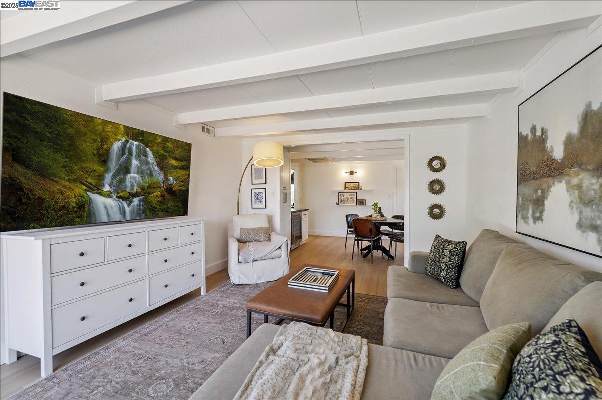 Detail Gallery Image 27 of 32 For 427 Bernal Ave, Livermore,  CA 94551 - 3 Beds | 2 Baths