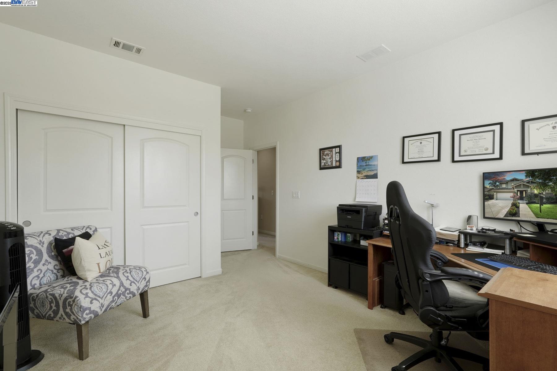 Detail Gallery Image 26 of 55 For 247 N Menlo Park Ct, Mountain House,  CA 95391 - 4 Beds | 3/1 Baths