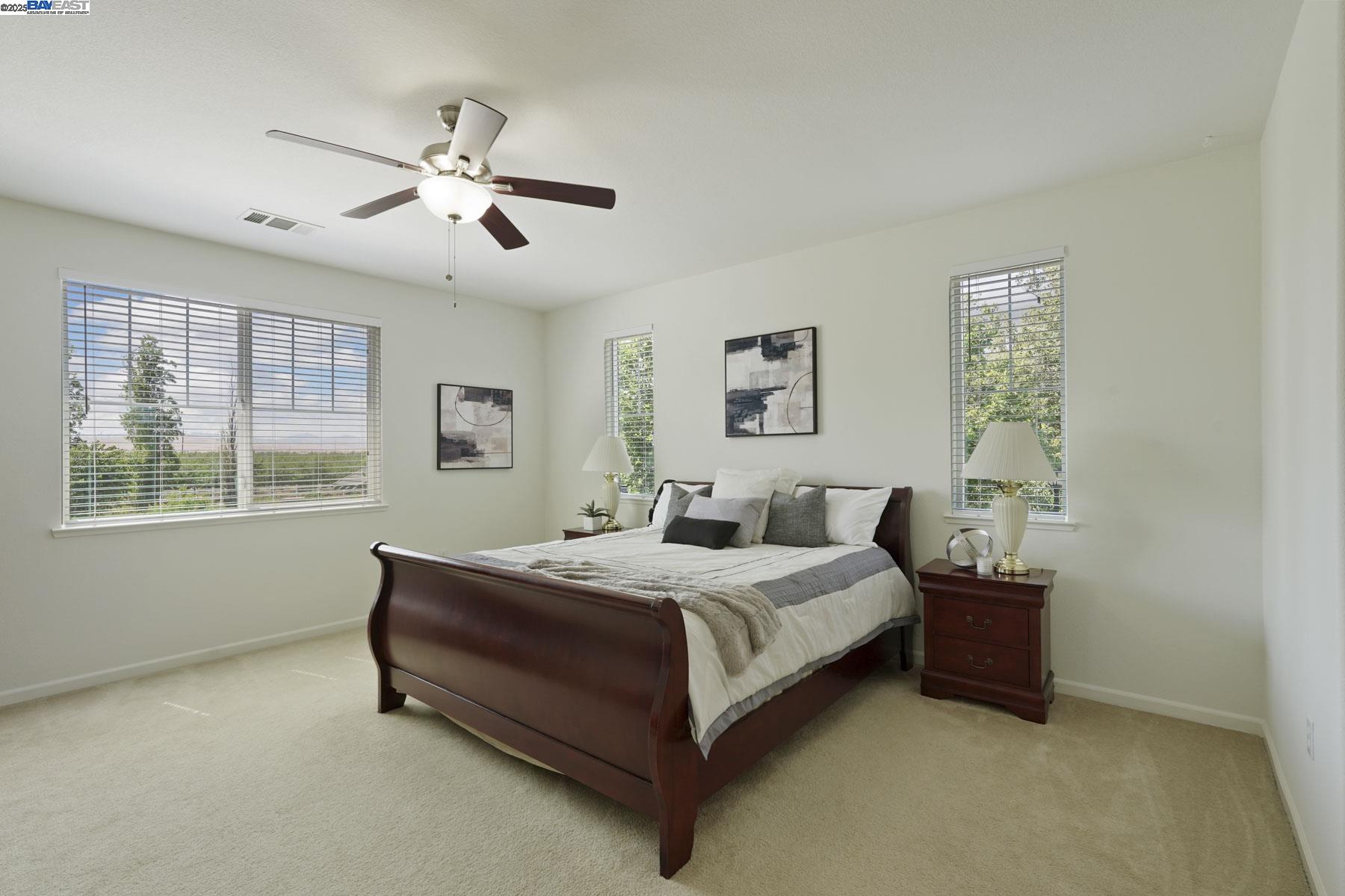 Detail Gallery Image 27 of 55 For 247 N Menlo Park Ct, Mountain House,  CA 95391 - 4 Beds | 3/1 Baths