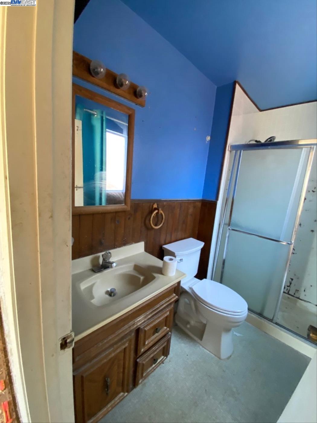 Detail Gallery Image 15 of 17 For 7402 Circle Drive, Rohnert Park,  CA 94928 - 3 Beds | 2 Baths