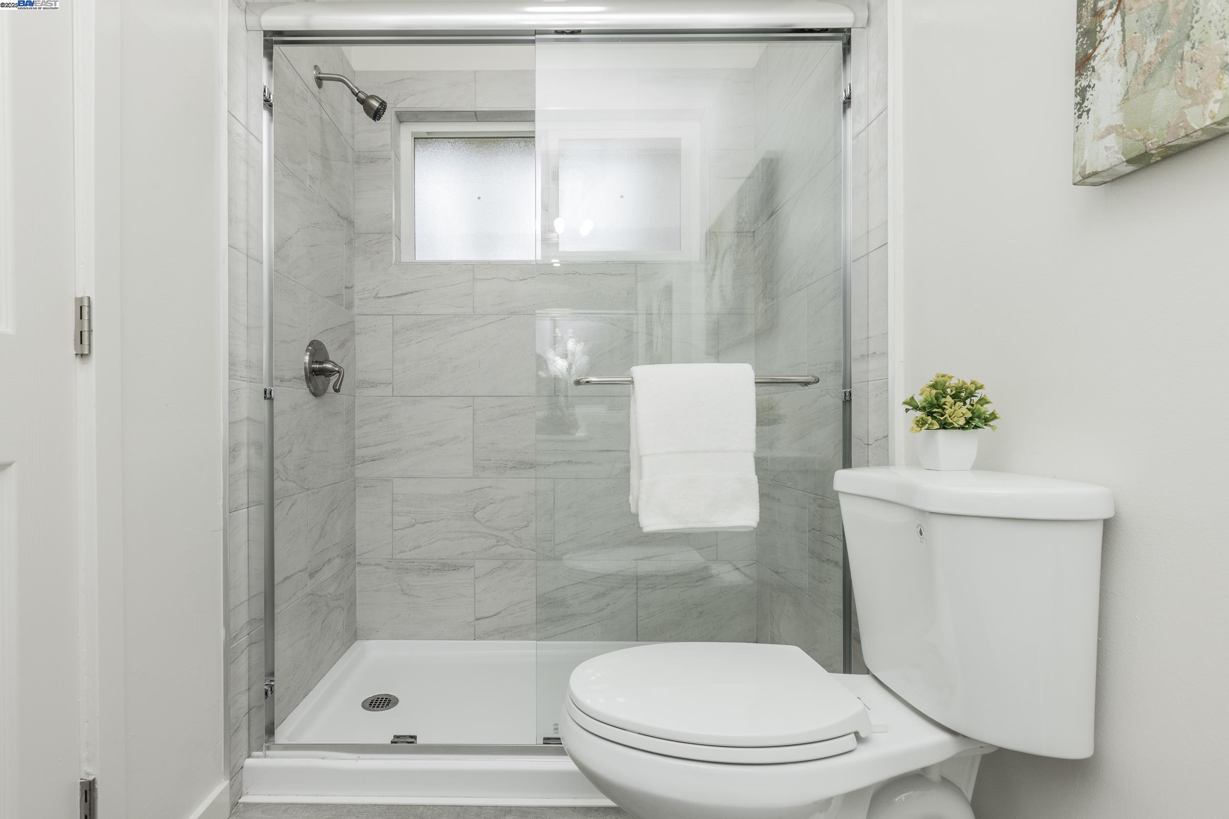 Photo #11: 41103553 Listing: Photo #11