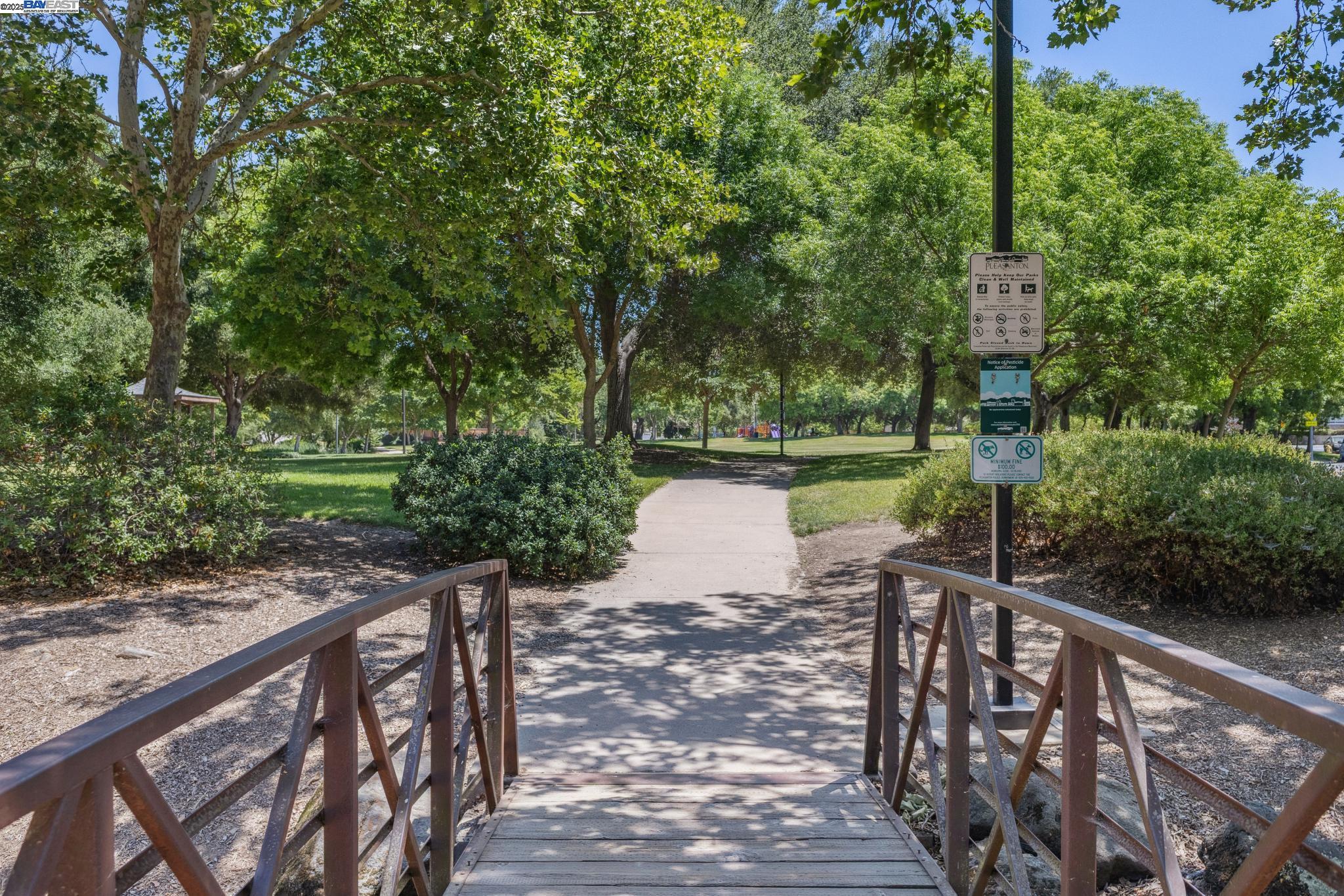 Detail Gallery Image 33 of 46 For 573 Junipero St, Pleasanton,  CA 94566 - 4 Beds | 2 Baths