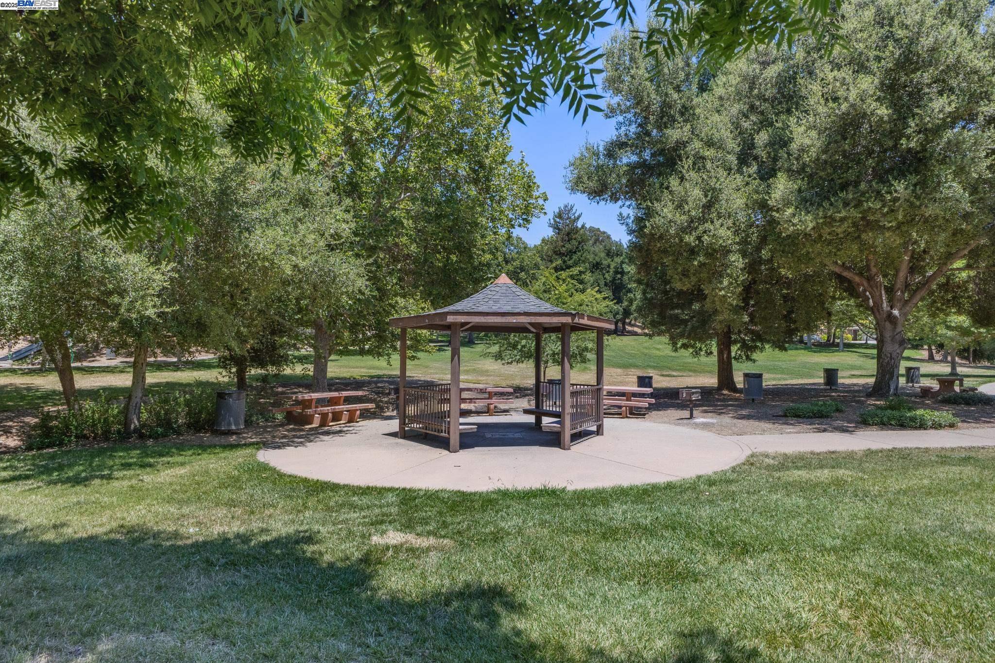 Detail Gallery Image 35 of 46 For 573 Junipero St, Pleasanton,  CA 94566 - 4 Beds | 2 Baths
