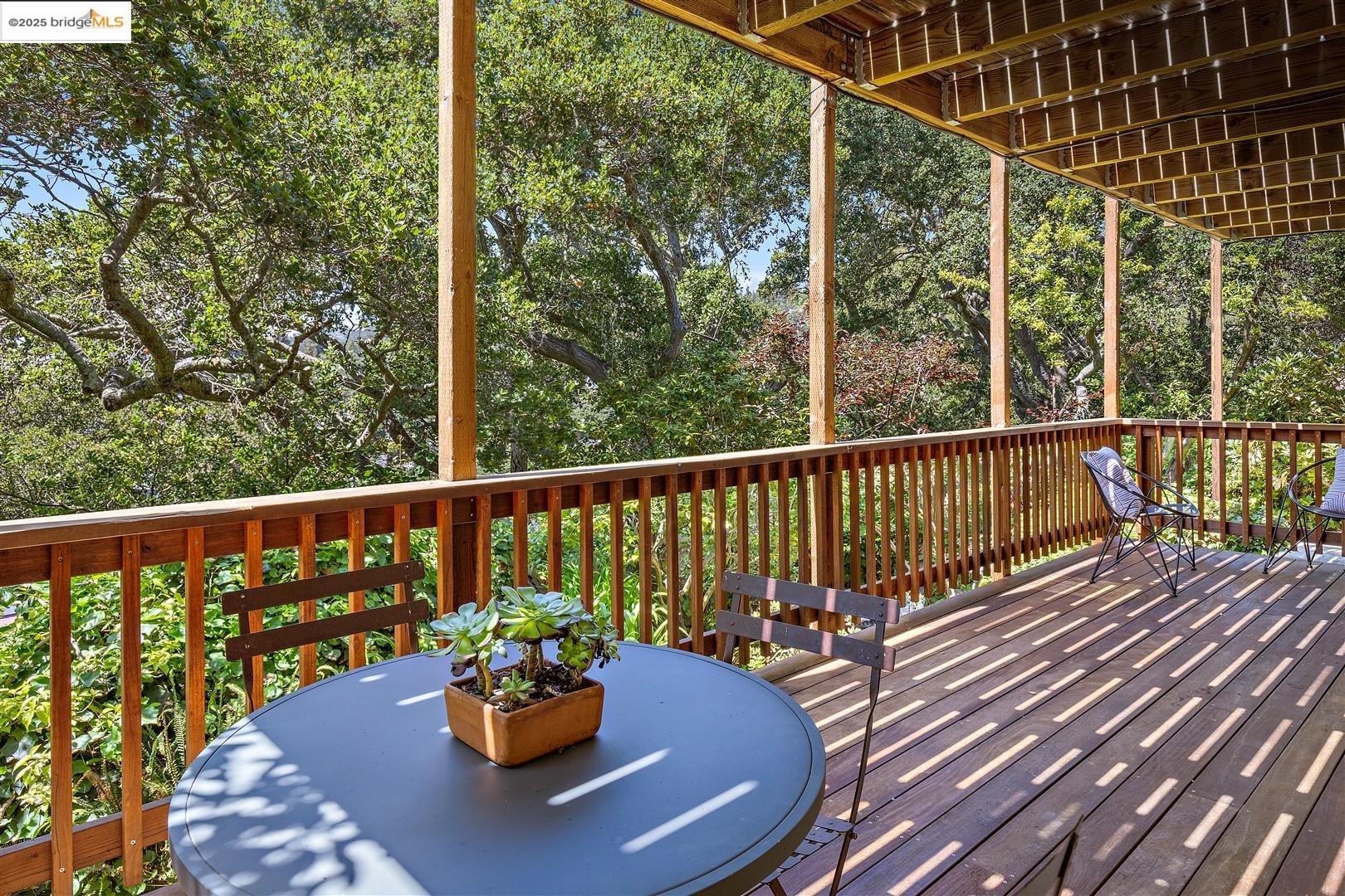 Detail Gallery Image 40 of 59 For 53 Menlo Pl, Berkeley,  CA 94707 - 4 Beds | 3 Baths