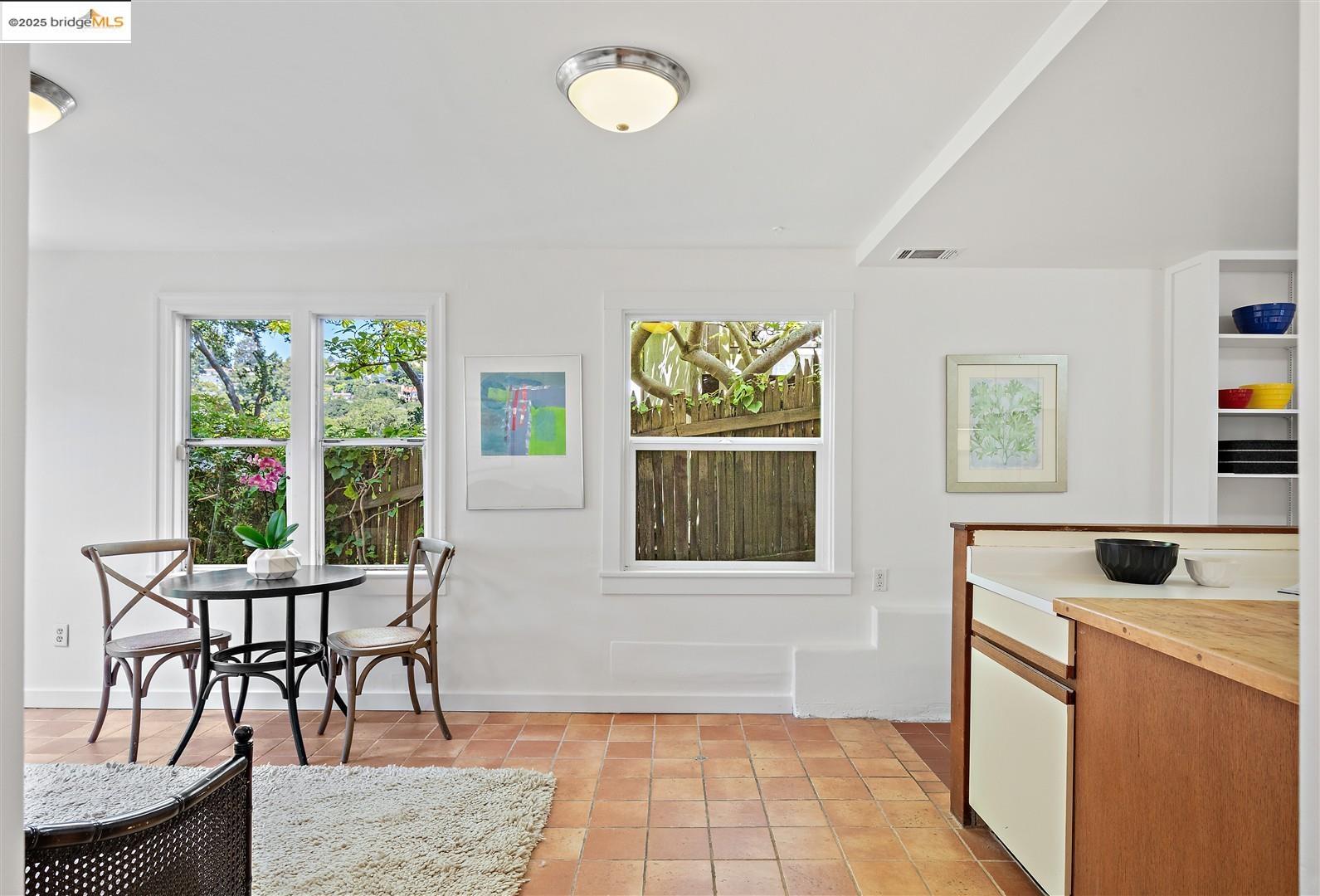 Detail Gallery Image 43 of 59 For 53 Menlo Pl, Berkeley,  CA 94707 - 4 Beds | 3 Baths