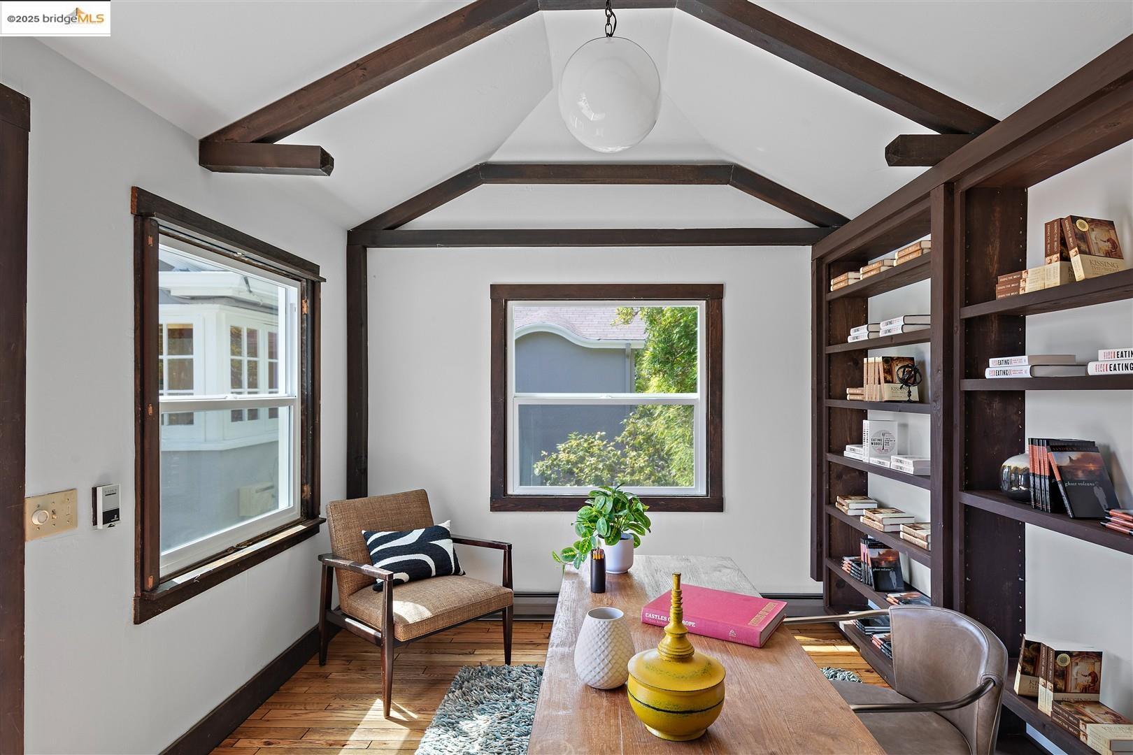 Detail Gallery Image 7 of 59 For 53 Menlo Pl, Berkeley,  CA 94707 - 4 Beds | 3 Baths