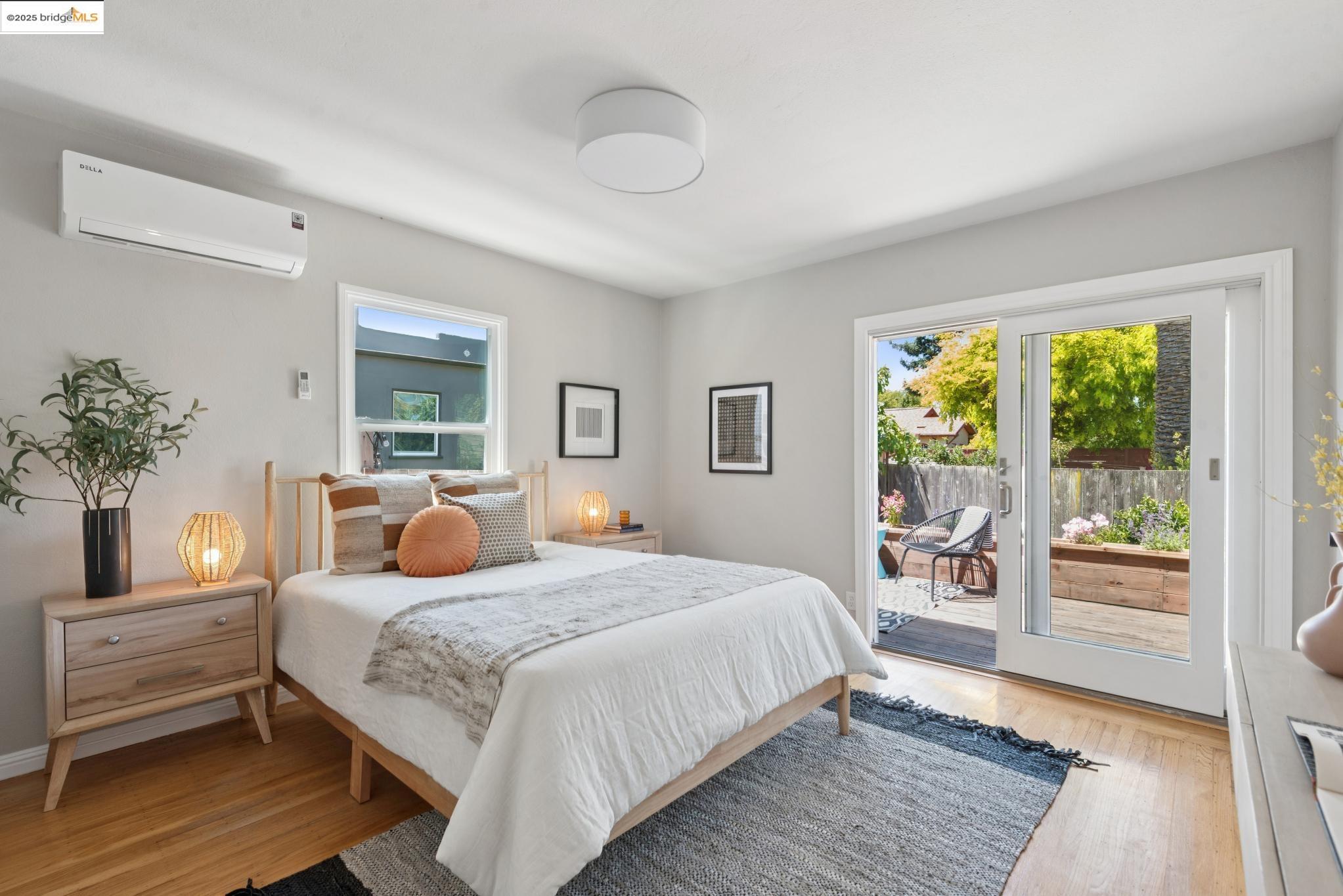 Detail Gallery Image 15 of 34 For 2634 Acton, Berkeley,  CA 94702 - 2 Beds | 1 Baths