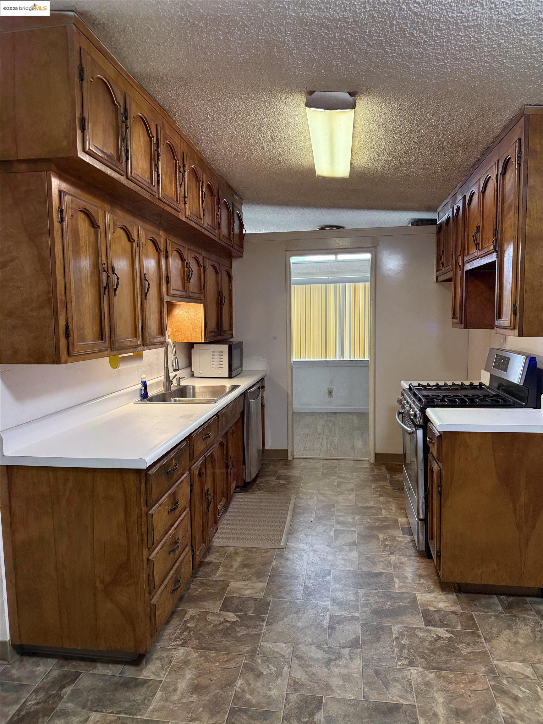 Thumbnail for 401 Alhambra Ave, Vallejo, CA 94591