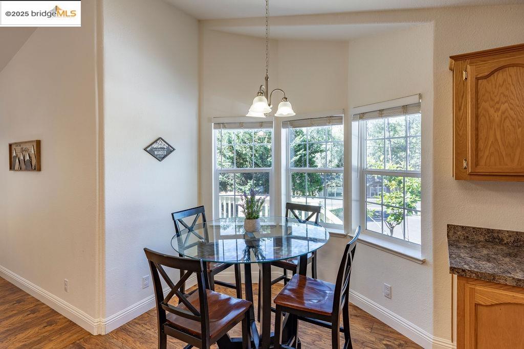 Detail Gallery Image 11 of 56 For 20828 Ferretti Rd, Groveland,  CA 95321 - 3 Beds | 2 Baths