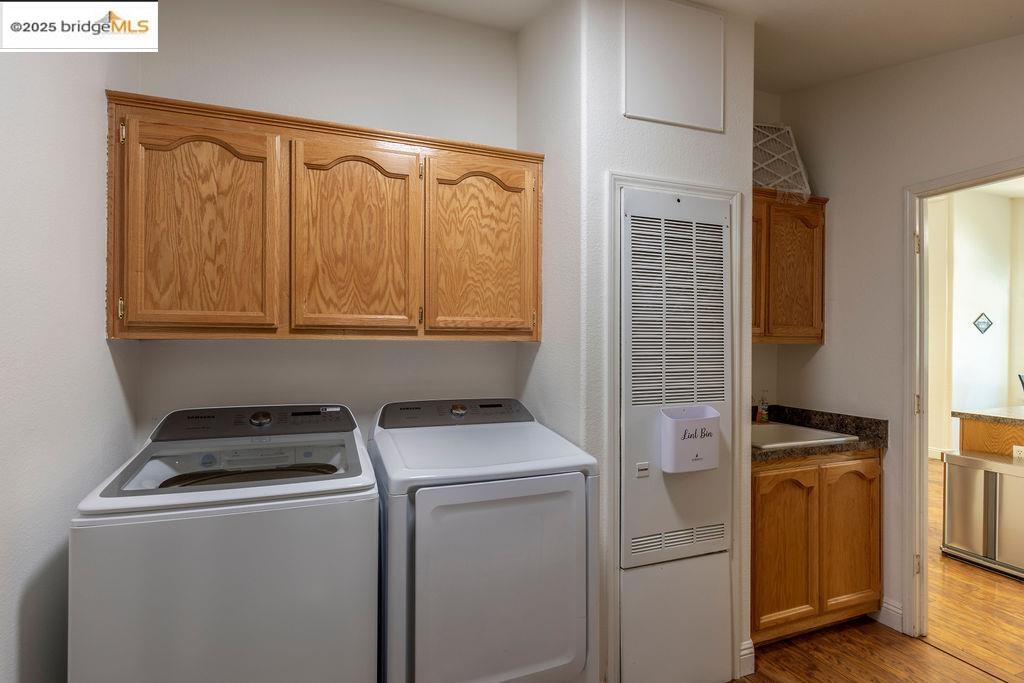 Detail Gallery Image 13 of 56 For 20828 Ferretti Rd, Groveland,  CA 95321 - 3 Beds | 2 Baths