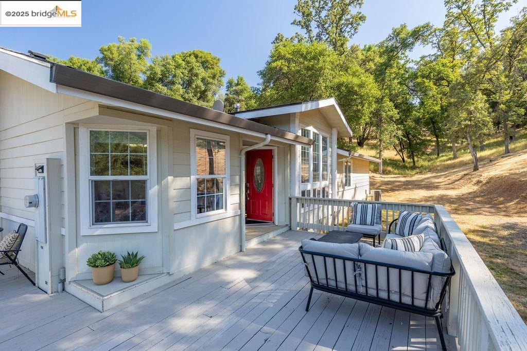 Detail Gallery Image 16 of 56 For 20828 Ferretti Rd, Groveland,  CA 95321 - 3 Beds | 2 Baths