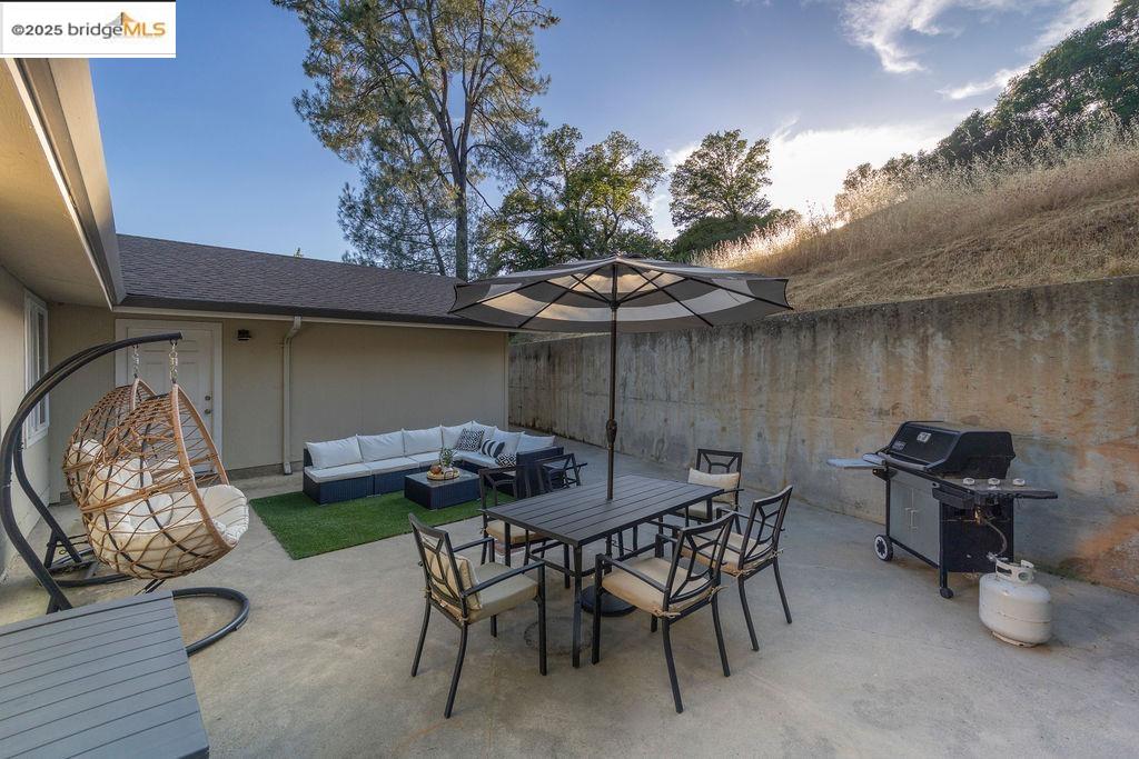 Detail Gallery Image 31 of 56 For 20828 Ferretti Rd, Groveland,  CA 95321 - 3 Beds | 2 Baths