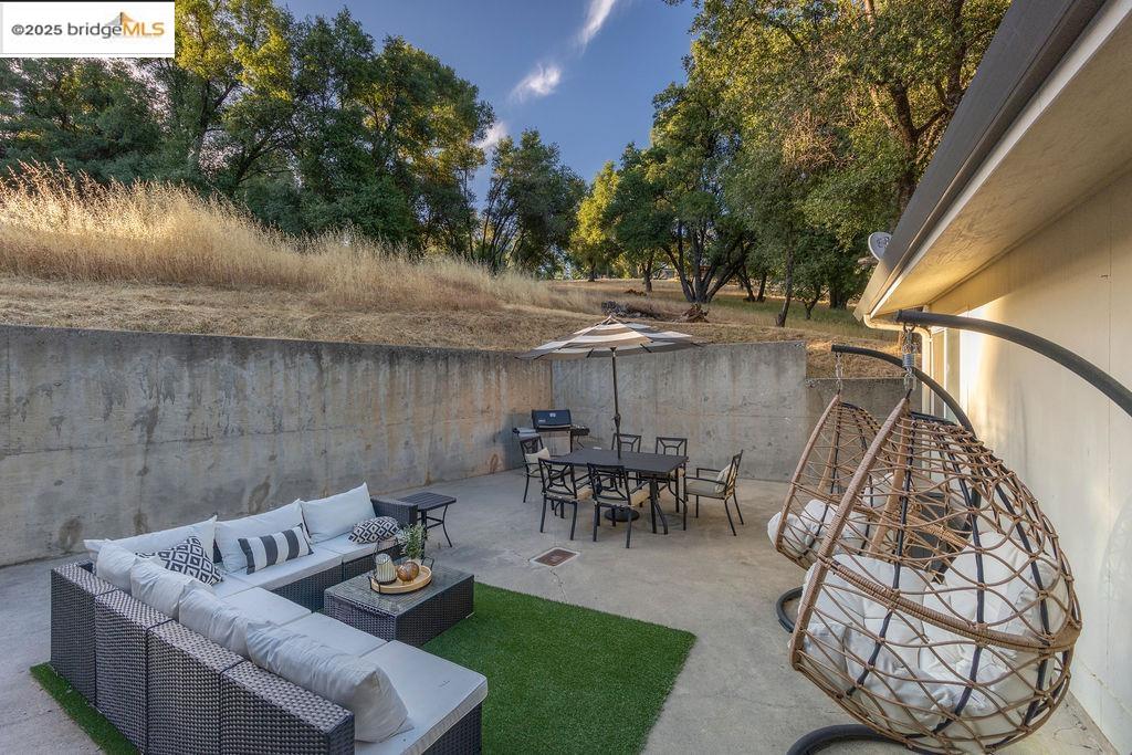 Detail Gallery Image 35 of 56 For 20828 Ferretti Rd, Groveland,  CA 95321 - 3 Beds | 2 Baths