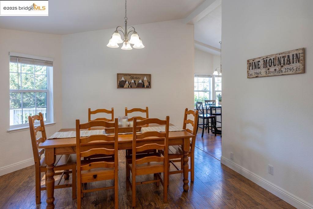 Detail Gallery Image 9 of 56 For 20828 Ferretti Rd, Groveland,  CA 95321 - 3 Beds | 2 Baths