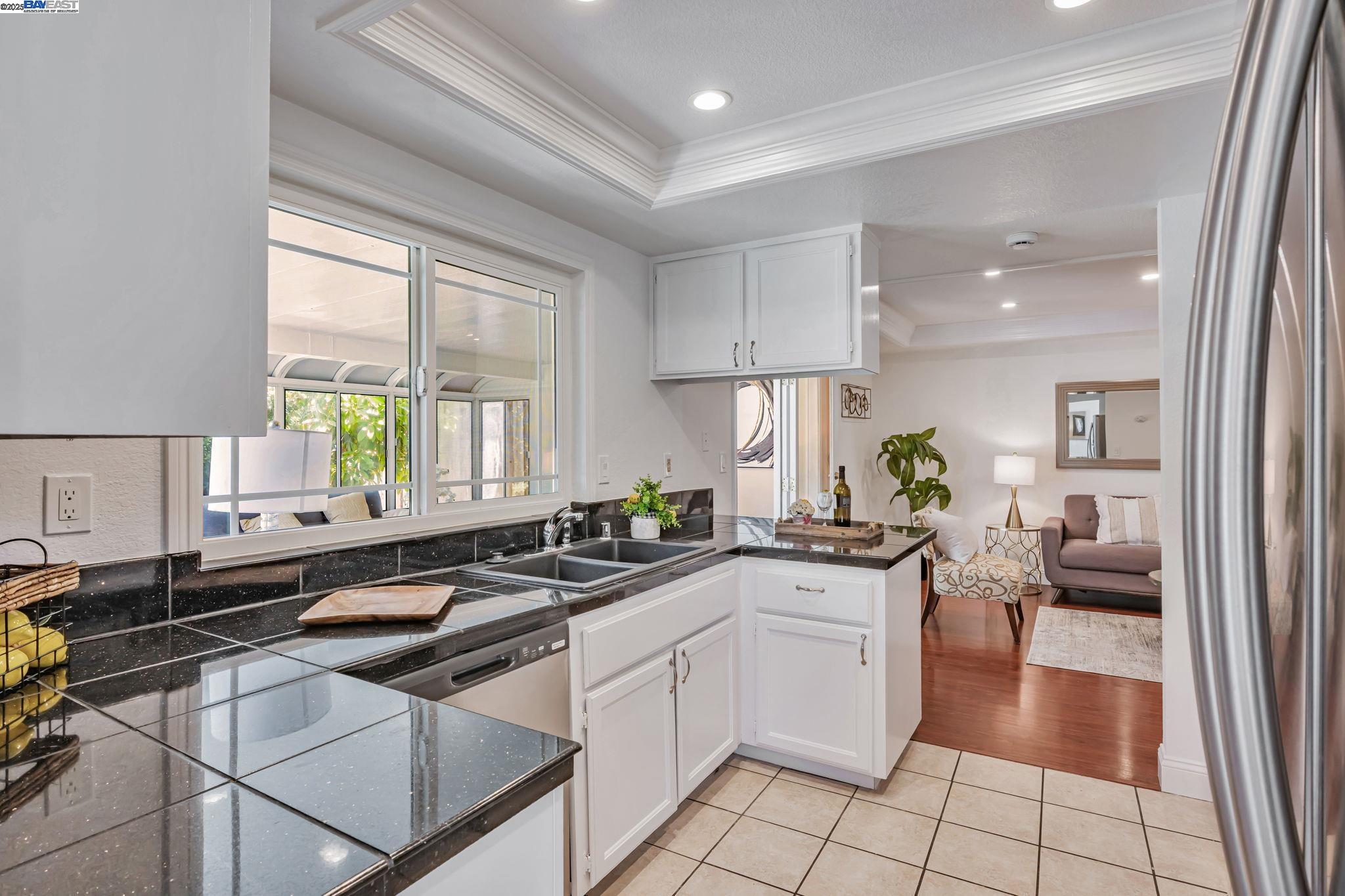 Detail Gallery Image 17 of 50 For 4243 Nerissa Cir, Fremont,  CA 94555 - 4 Beds | 1/1 Baths