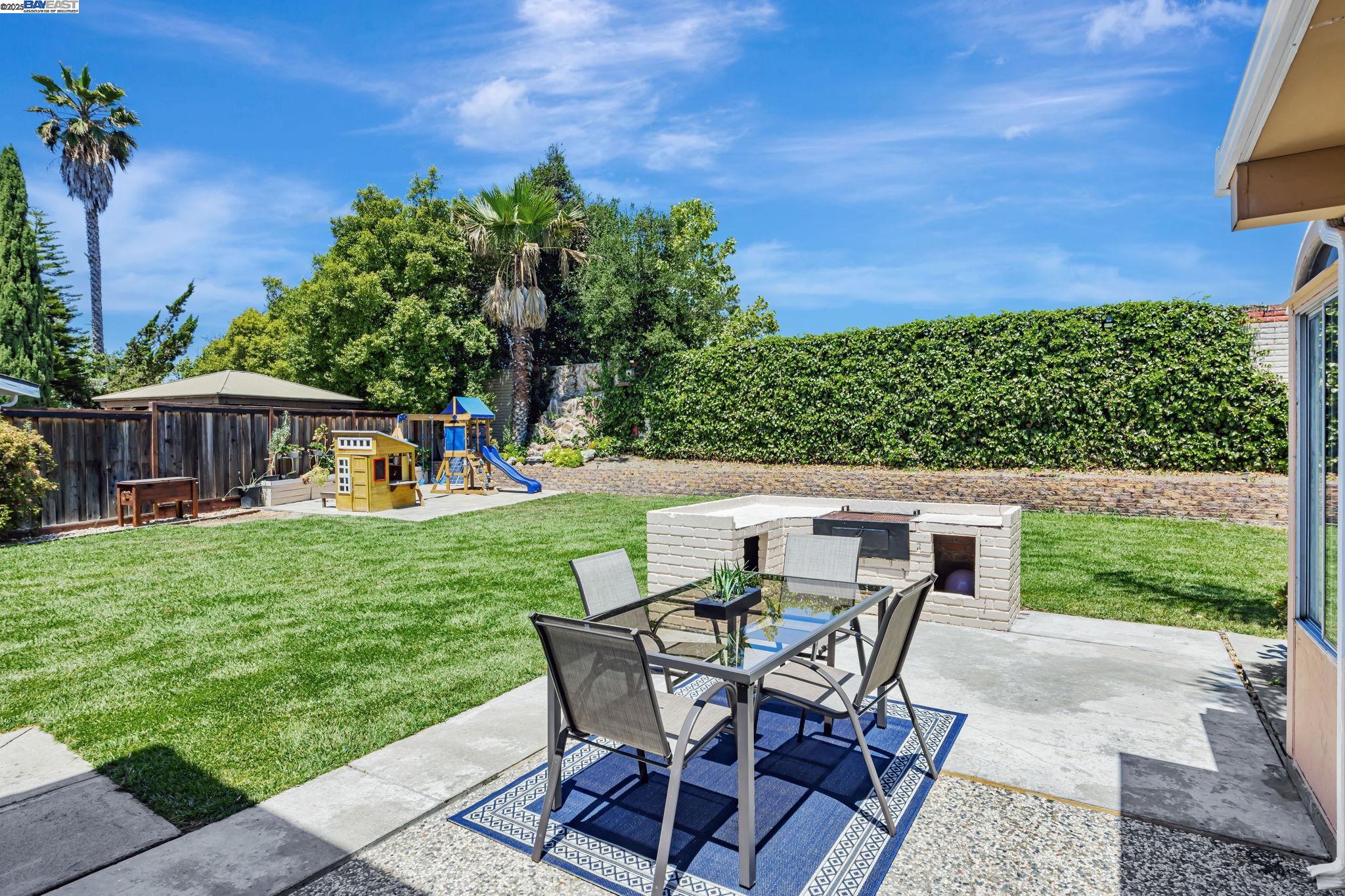 Detail Gallery Image 47 of 50 For 4243 Nerissa Cir, Fremont,  CA 94555 - 4 Beds | 1/1 Baths
